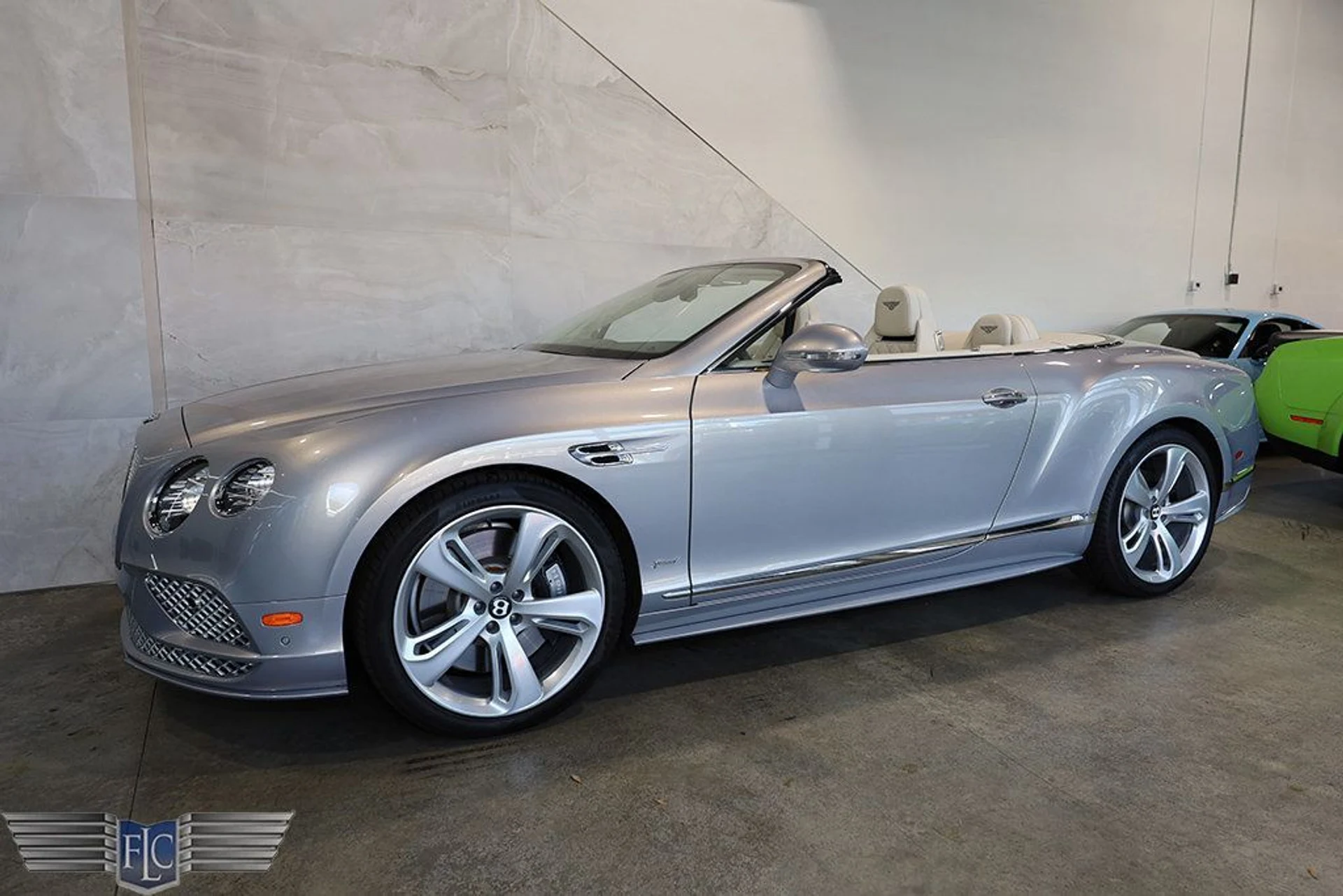 mph043_459539423_used_2017_bentley_continental_gtspeedconvertible_9689_22985658_44_1024_22b25f0930