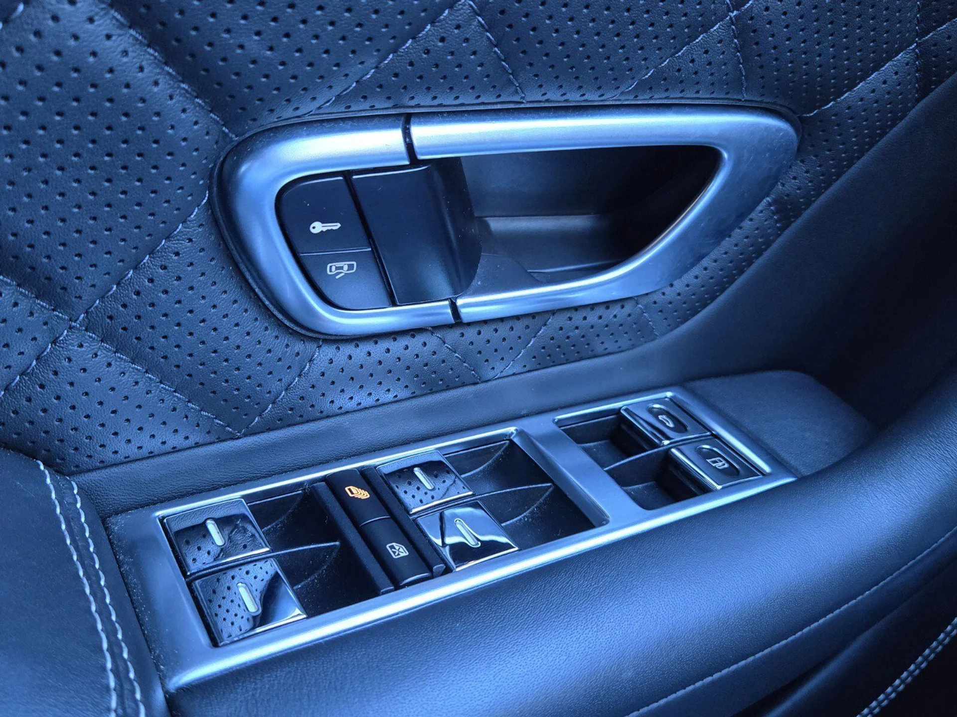 mph043_478763370_a1c1dd740e859a436c7f43c06ffbe84dx_8319347298