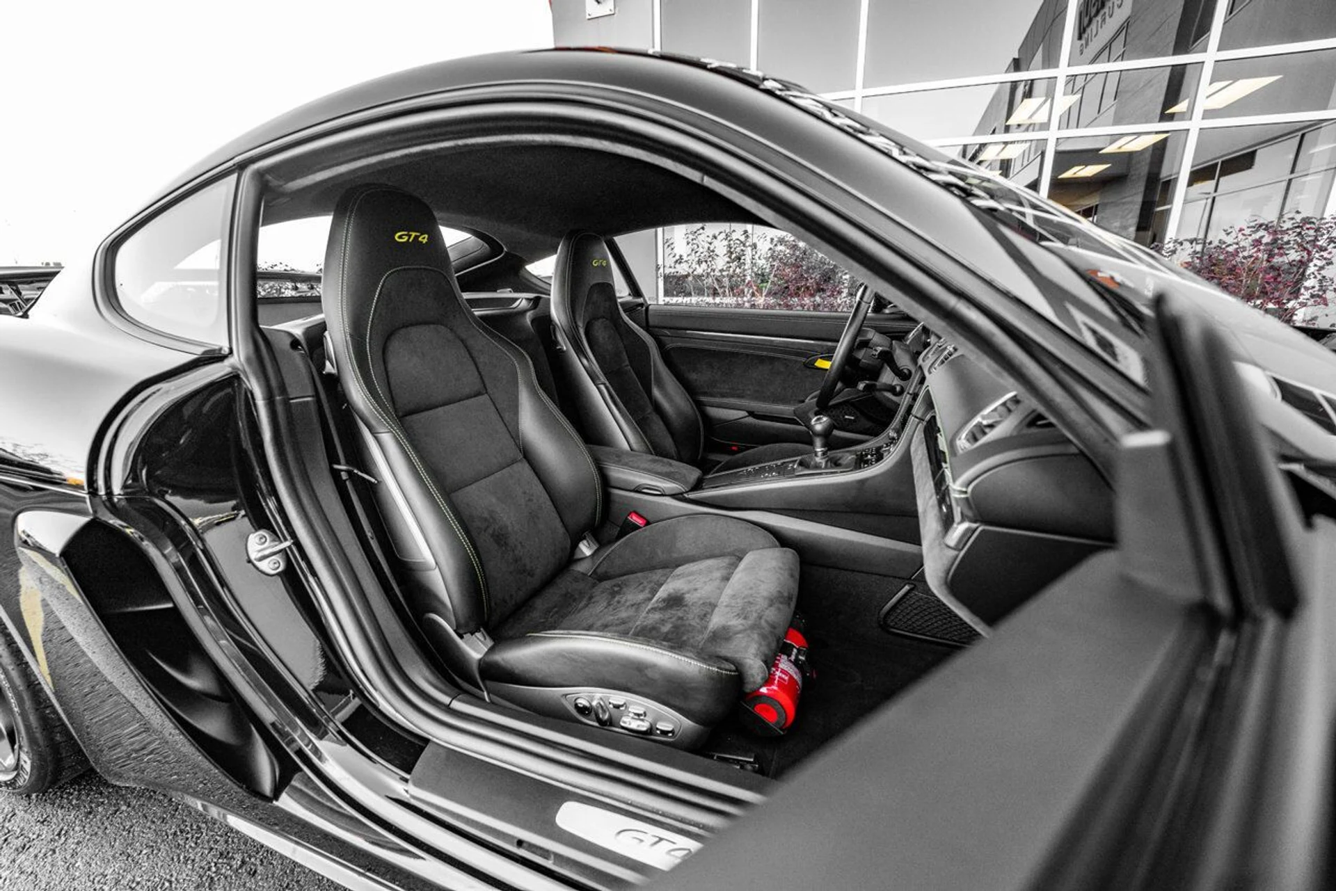 mph043_484634211_porsche_718_cayman_2020_936fe87a77