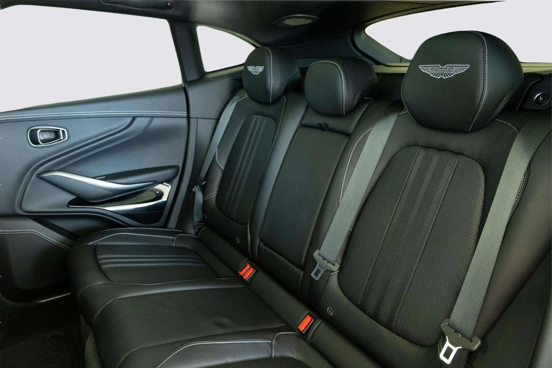 mph043_48873739_cf434139_537d_4000_9947_f3ca0fbd5c81_e9a6b36129