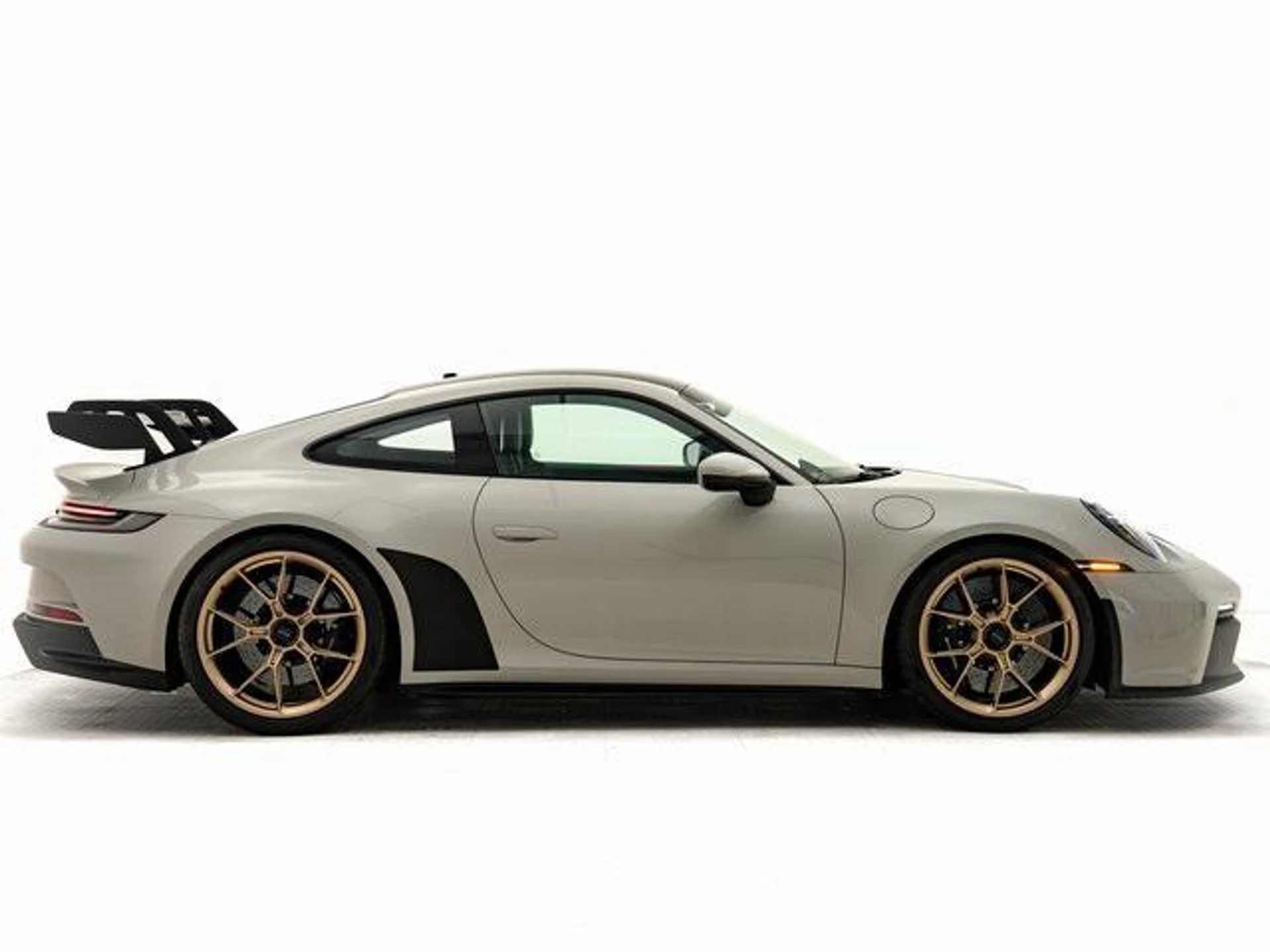 mph043_496119218_AH_1a_Q2_BL_Sld8_N_Cfk_Jx_0_K54_Ac_WI_0c2e3bfe6e