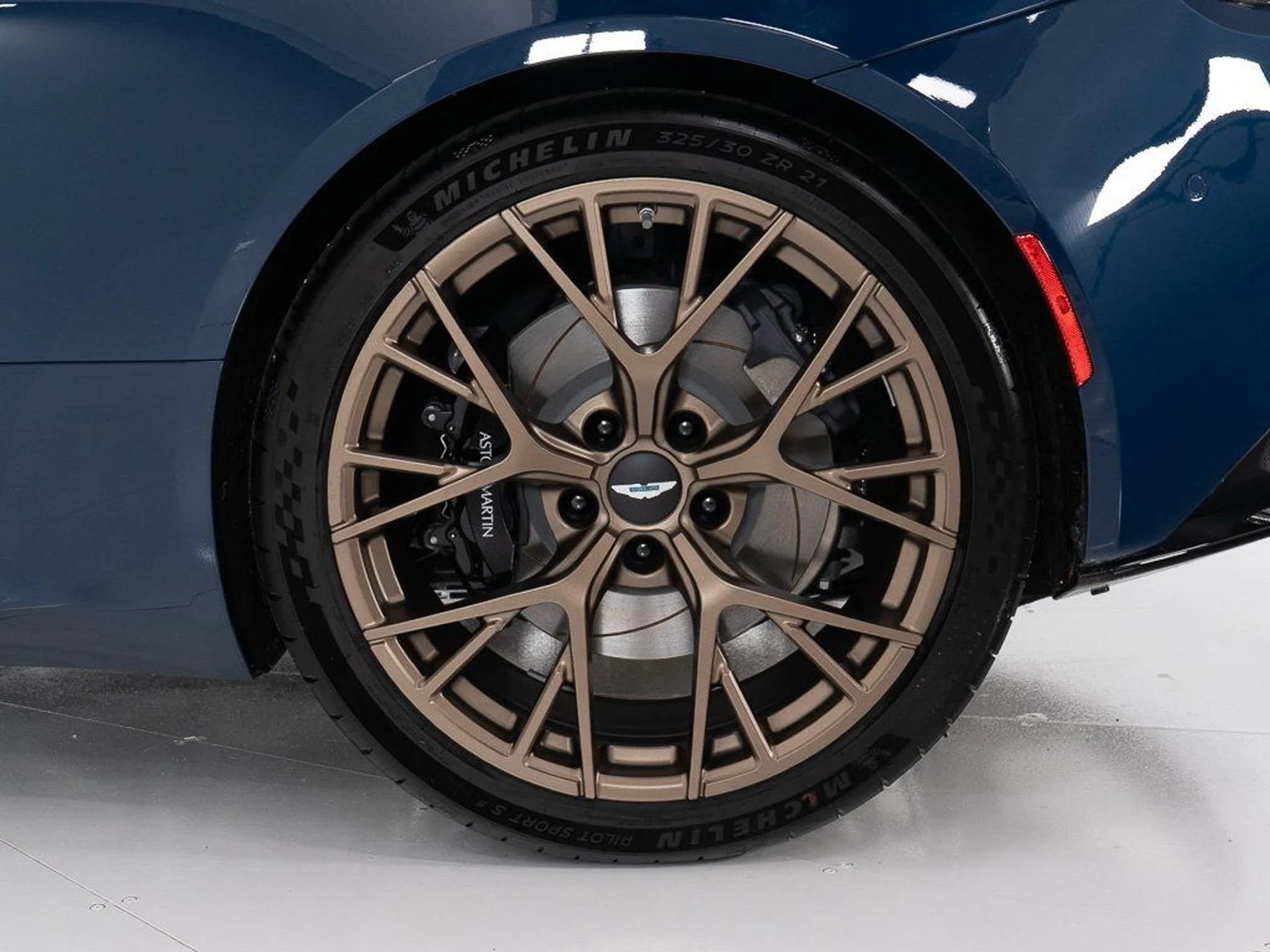 mph043_504119949_f30027efd74e997f20b5ee20c2b51d6c_77883ada40