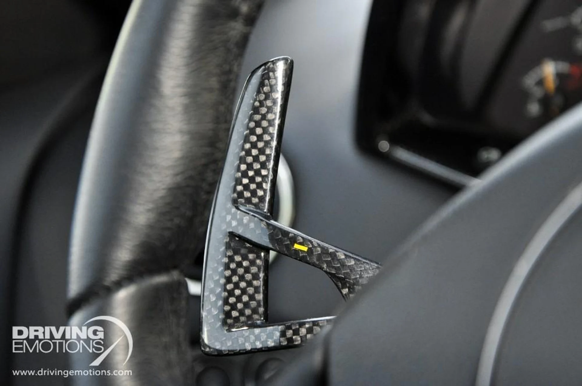 mph043_504614400_15_p44_l_509685b161