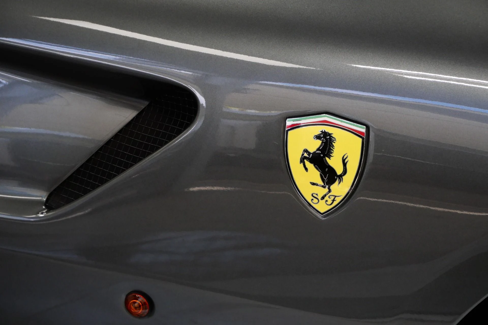 mph043_51839261_Used_2007_Ferrari_599_GTB_Fiorano_1752852394_1c2d7696c3