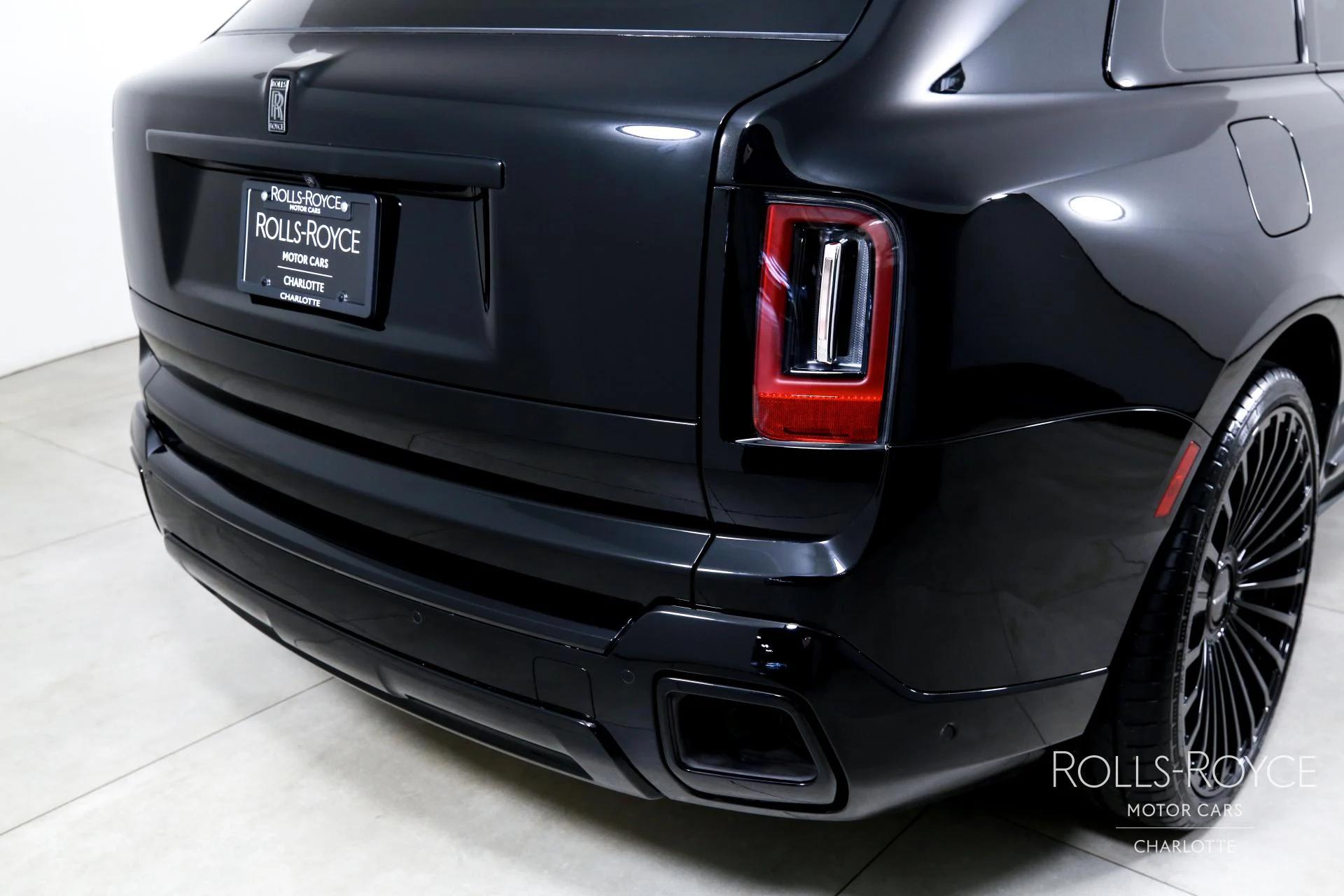 mph043_521230228_Used_2025_Rolls_Royce_Cullinan_1752166889_1d0b0c57a3