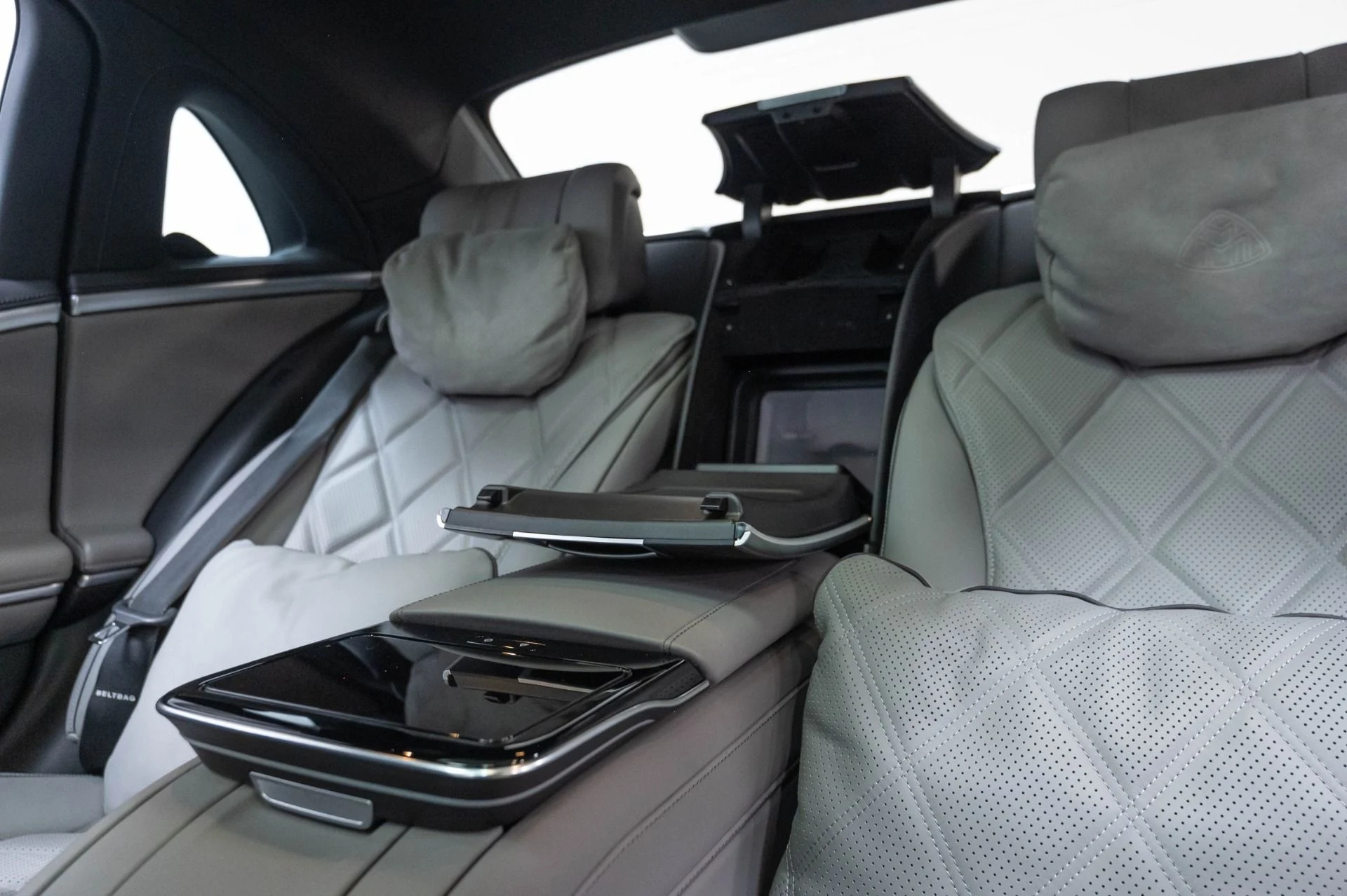 mph043_524044975_Used_2024_Mercedes_Benz_S_Class_Maybach_S_680_4_MATIC_1783529476_20747c4cd3
