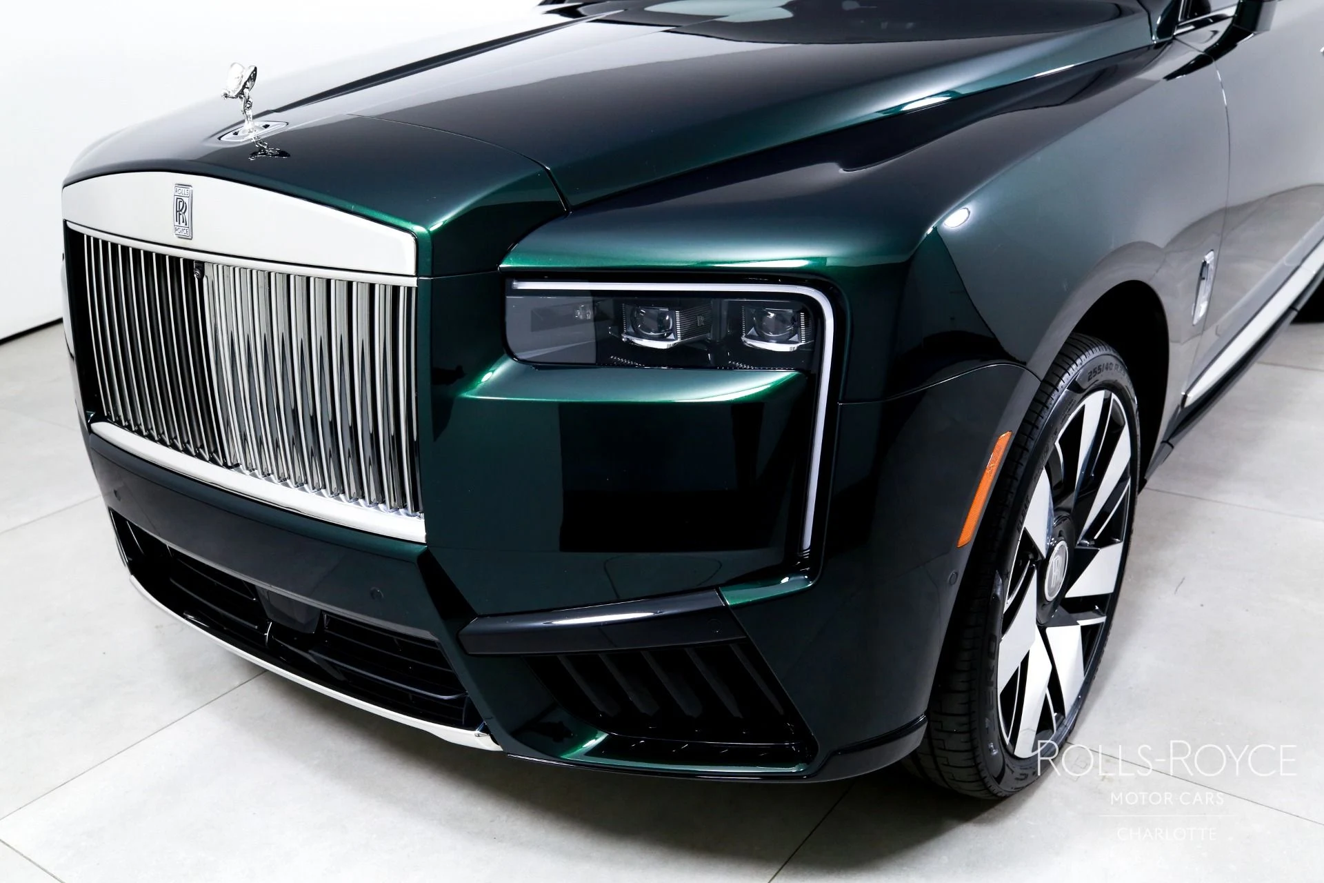 mph043_527351733_Used_2026_Rolls_Royce_Cullinan_1782492986_dd51258ee4