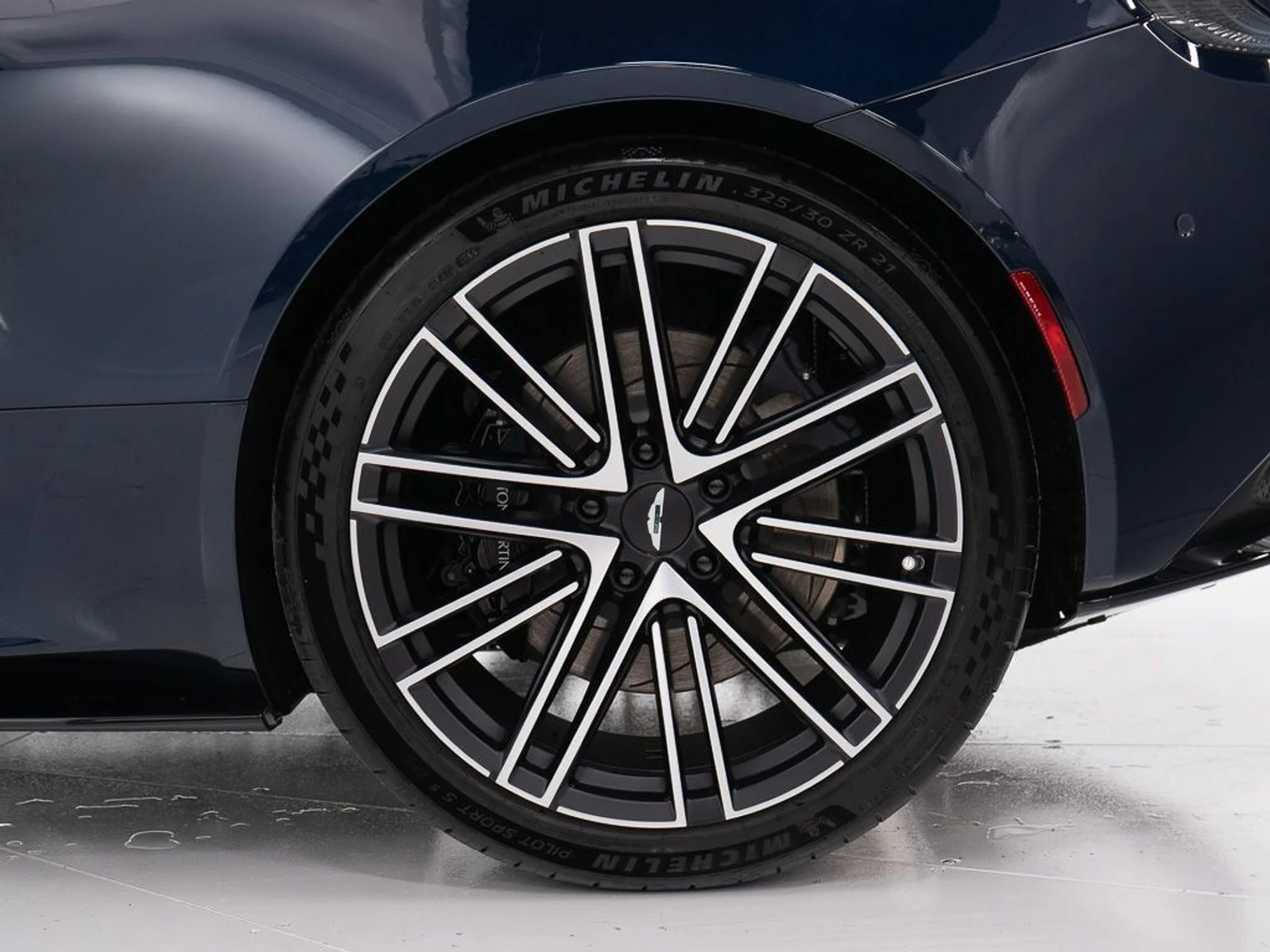 mph043_533702366_9e88dede7a428c0535cb0d1758ea88dc_624778a110