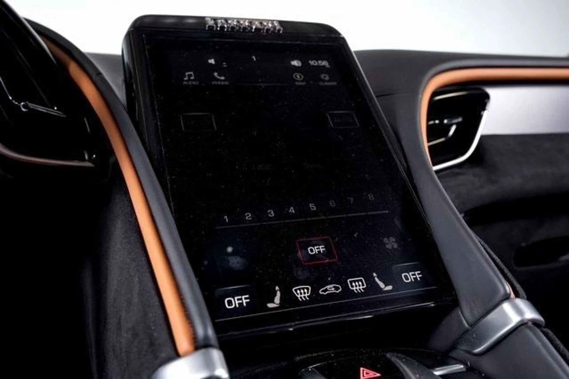 mph043_537848824_4765f9223b731d1390a35fcf3a01d1f1x_57ca6e25a9