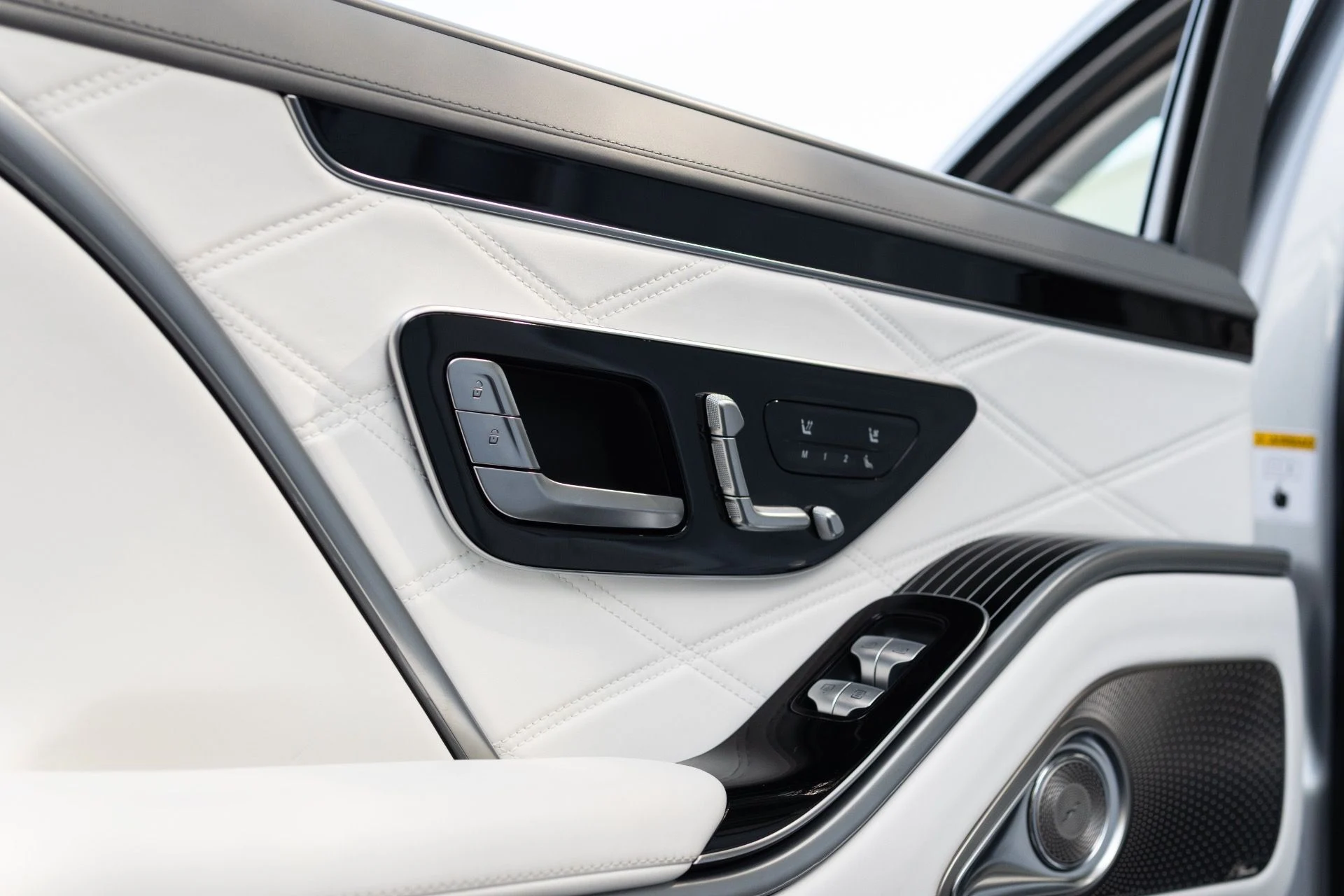 mph043_54613651_Used_2022_Mercedes_Benz_S_Class_Mercedes_Maybach_S_580_4_MATIC_1769453531_c426793461