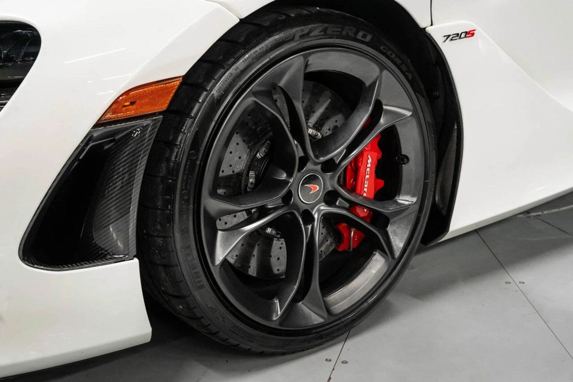 mph043_559266505_mclaren_720s_2018_71c6ee48fe