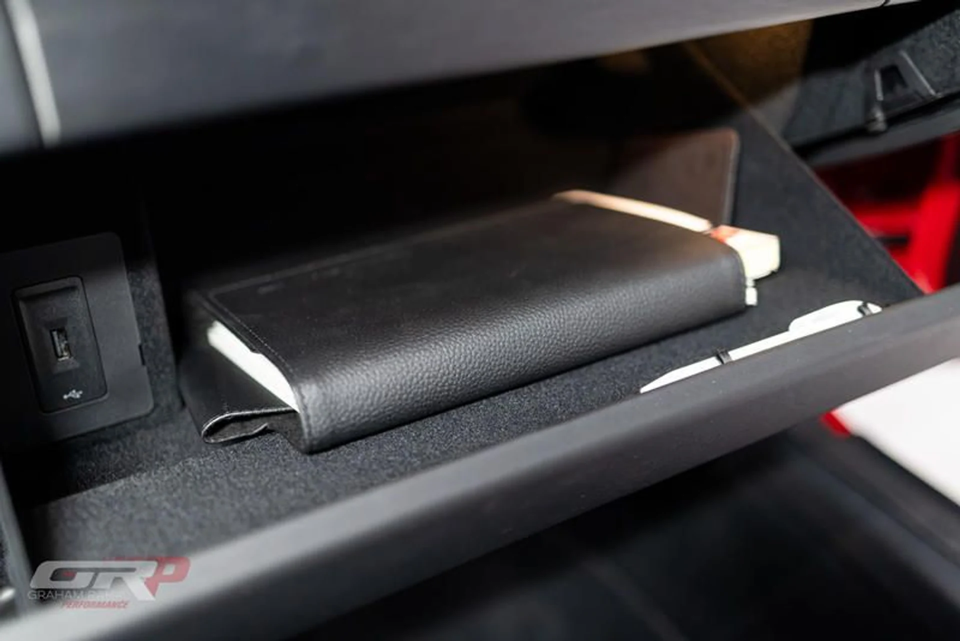 mph043_562280001_42256_F80_E04_F_4_E92_84_BF_6_C5_F847_BC_56_E_a38a4a14c9