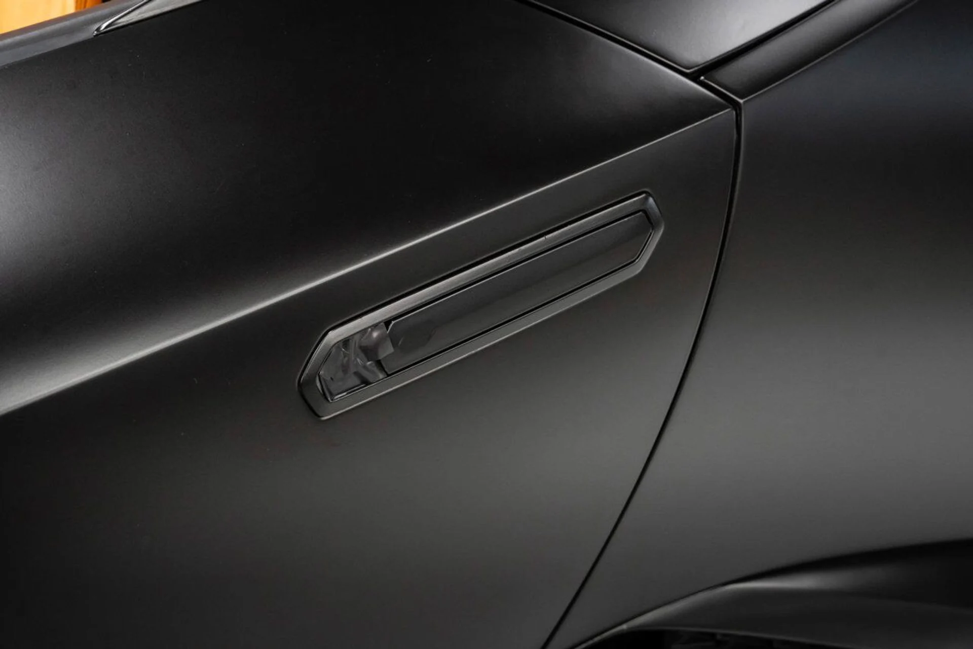 mph043_575500540_lamborghini_huracan_2016_ae9382fe7b