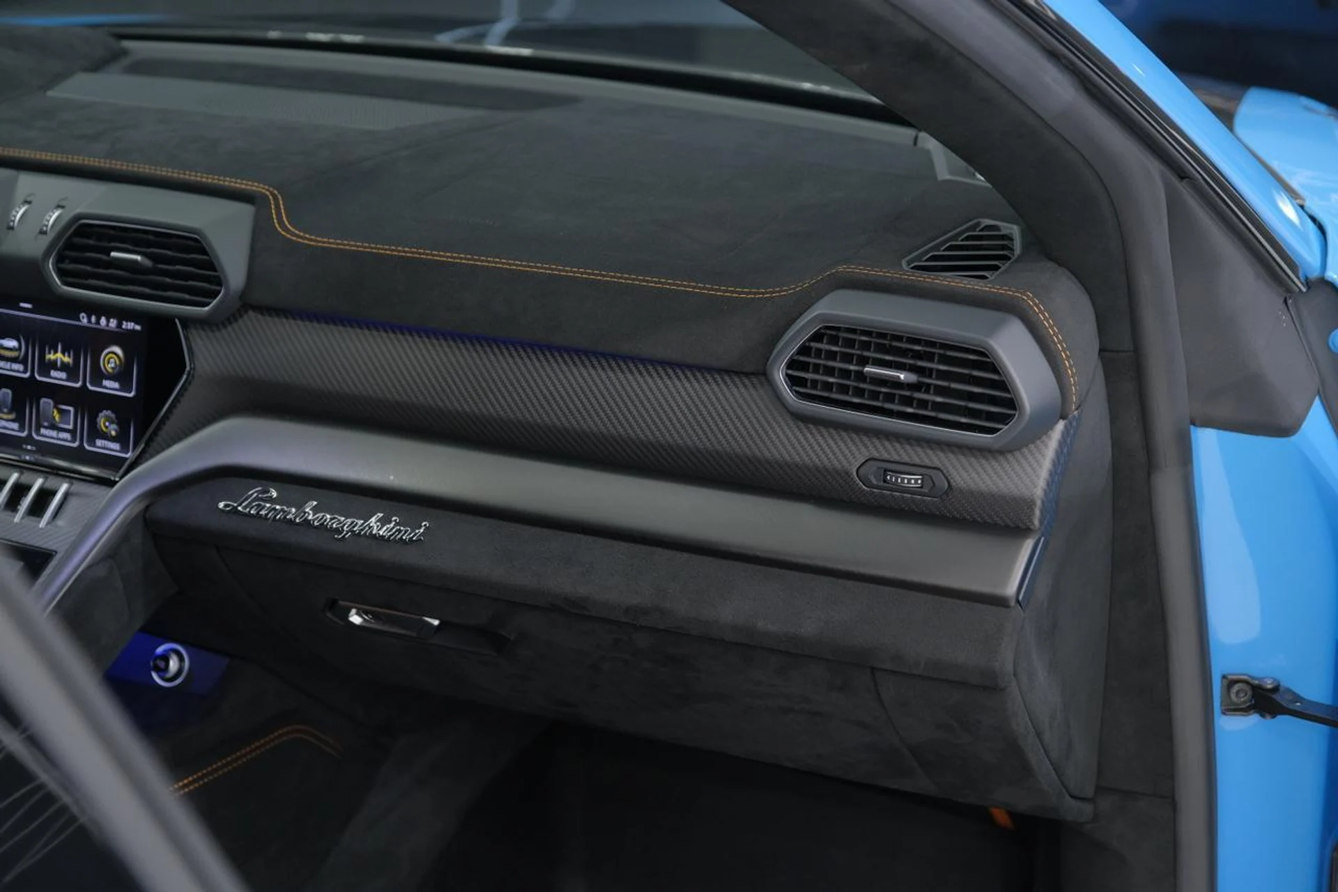 mph043_606479880_2dbdbb84d66a9813f2d6a35beee07911_ad52dc83f3