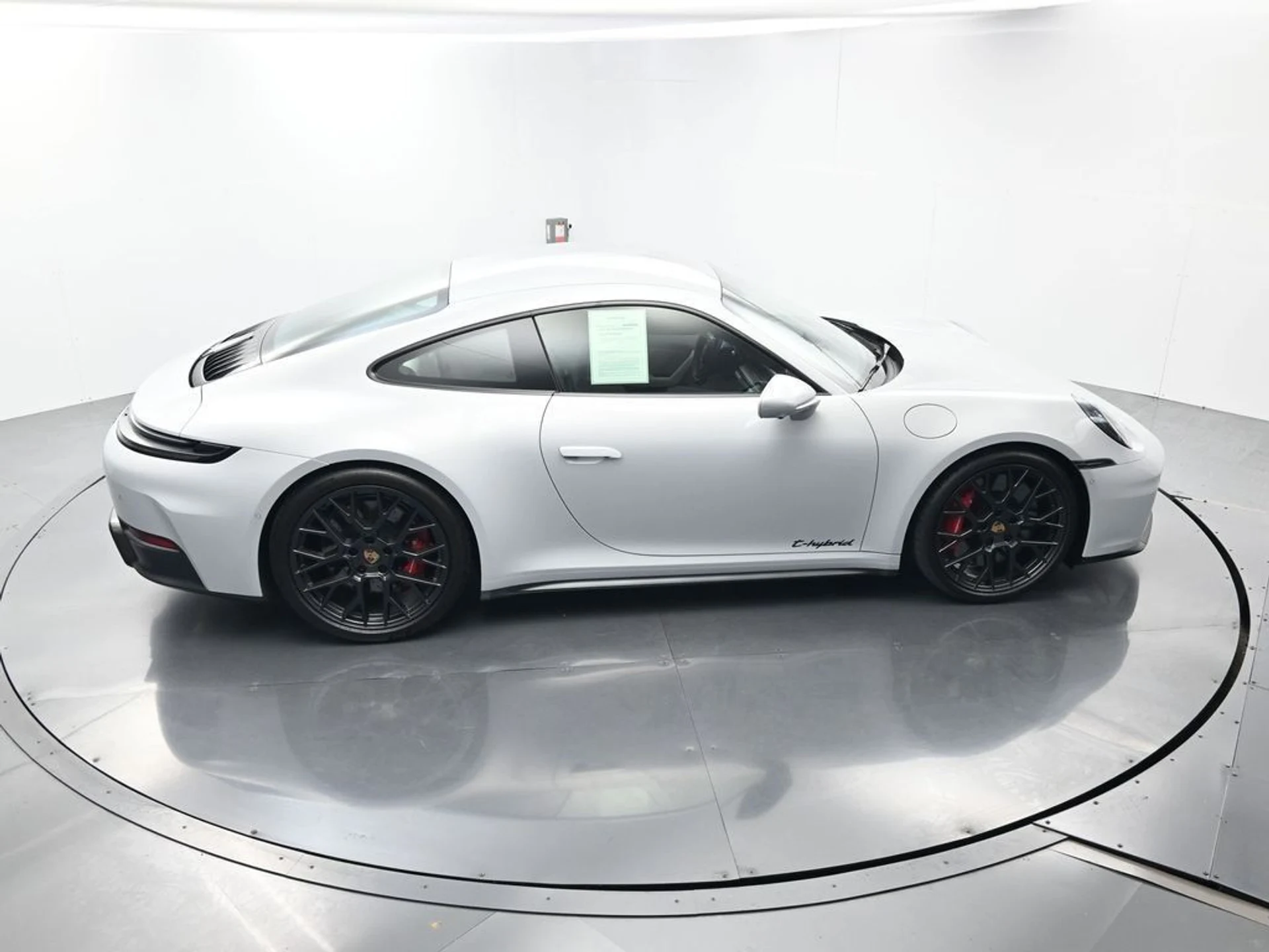 mph043_611821693_10d94a0da38ff79c39bd9976b0db2181_13cd8f2fb9