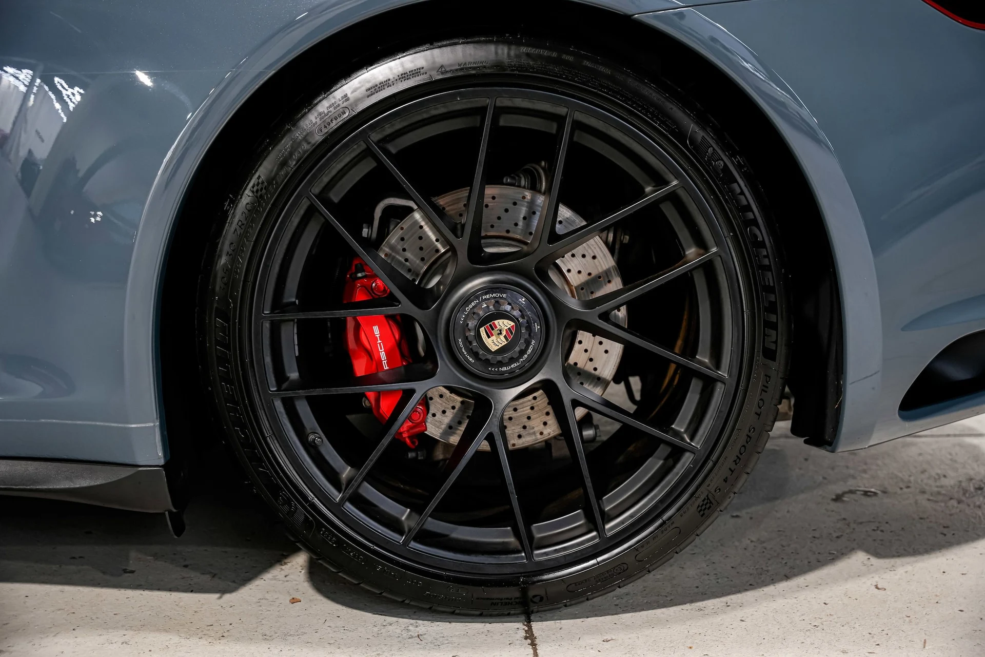 mph043_612395294_b4d70644373d0226a41a7b30257115dax_b718246e76