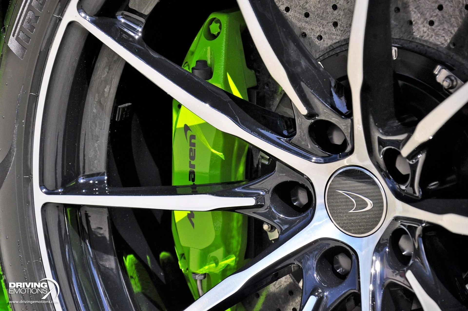 mph043_614629055_855_p44_l_39ae4e1289