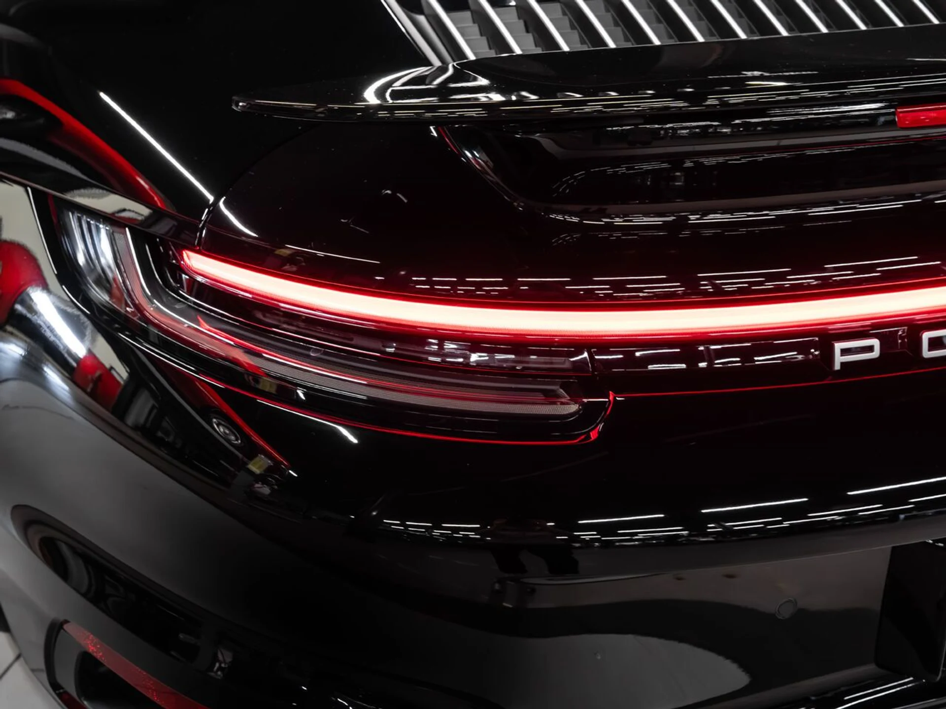 mph043_616908554_porsche_911_2022_7d249de636