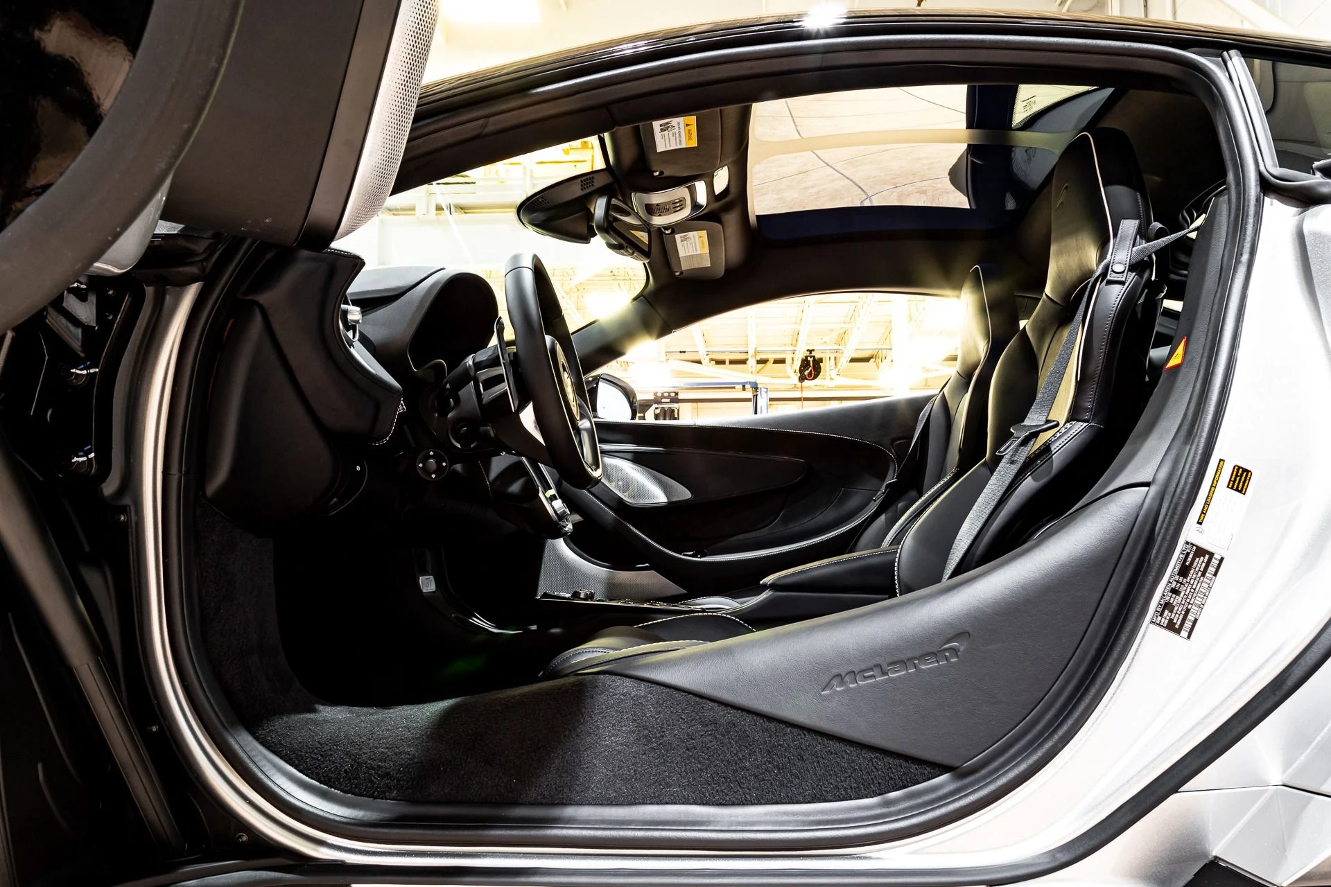 mph043_622388410_137_p44_l_cf7ee653cd