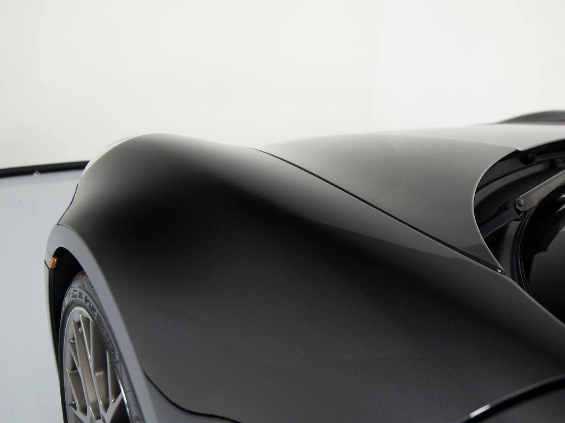 mph043_628722684_d_X8_J_Zb_RUG_4_Rb_Q_br_Io_W0_Tq_M_Gbg_cd2be57649