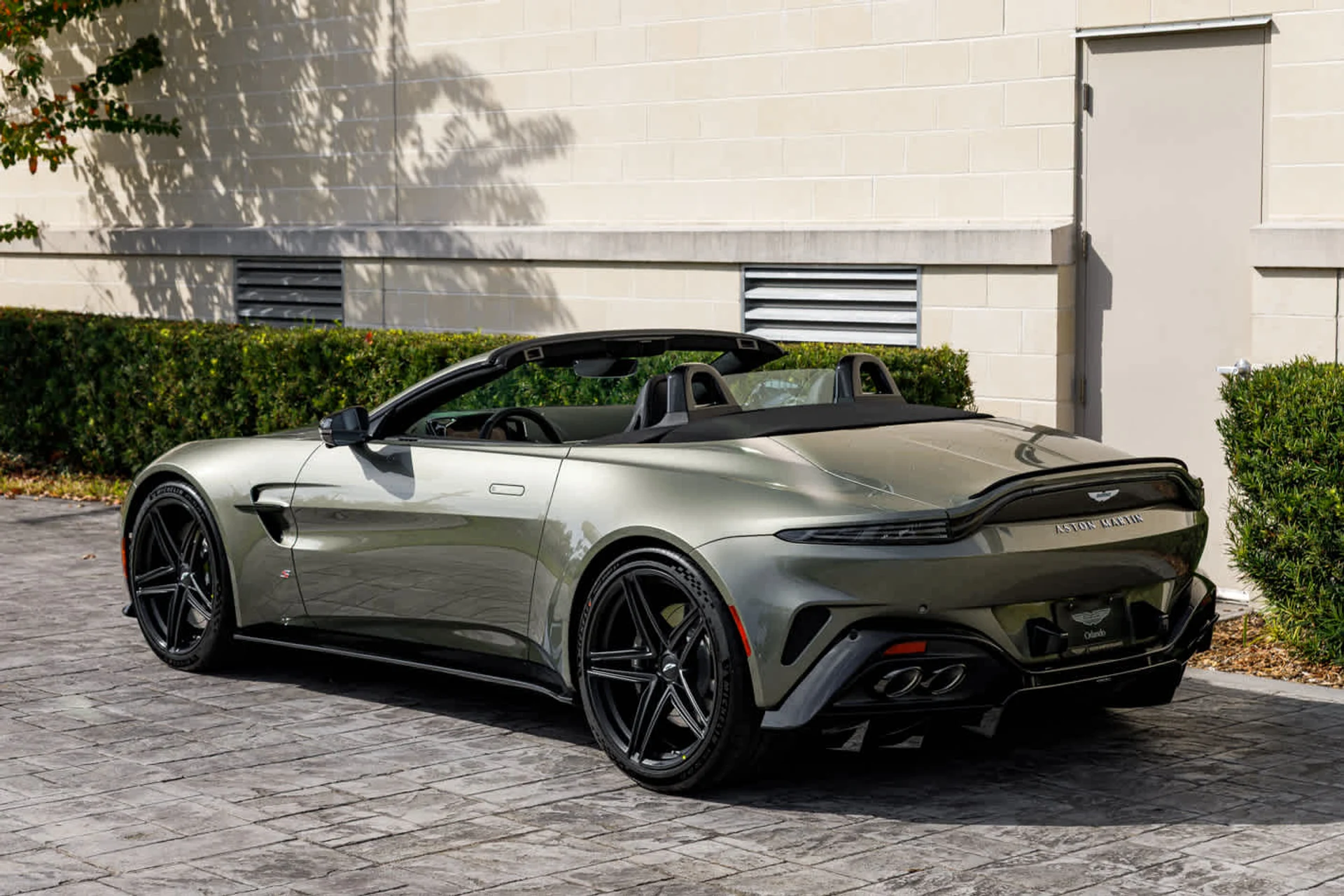 mph043_628854656_44_5481f3be0b