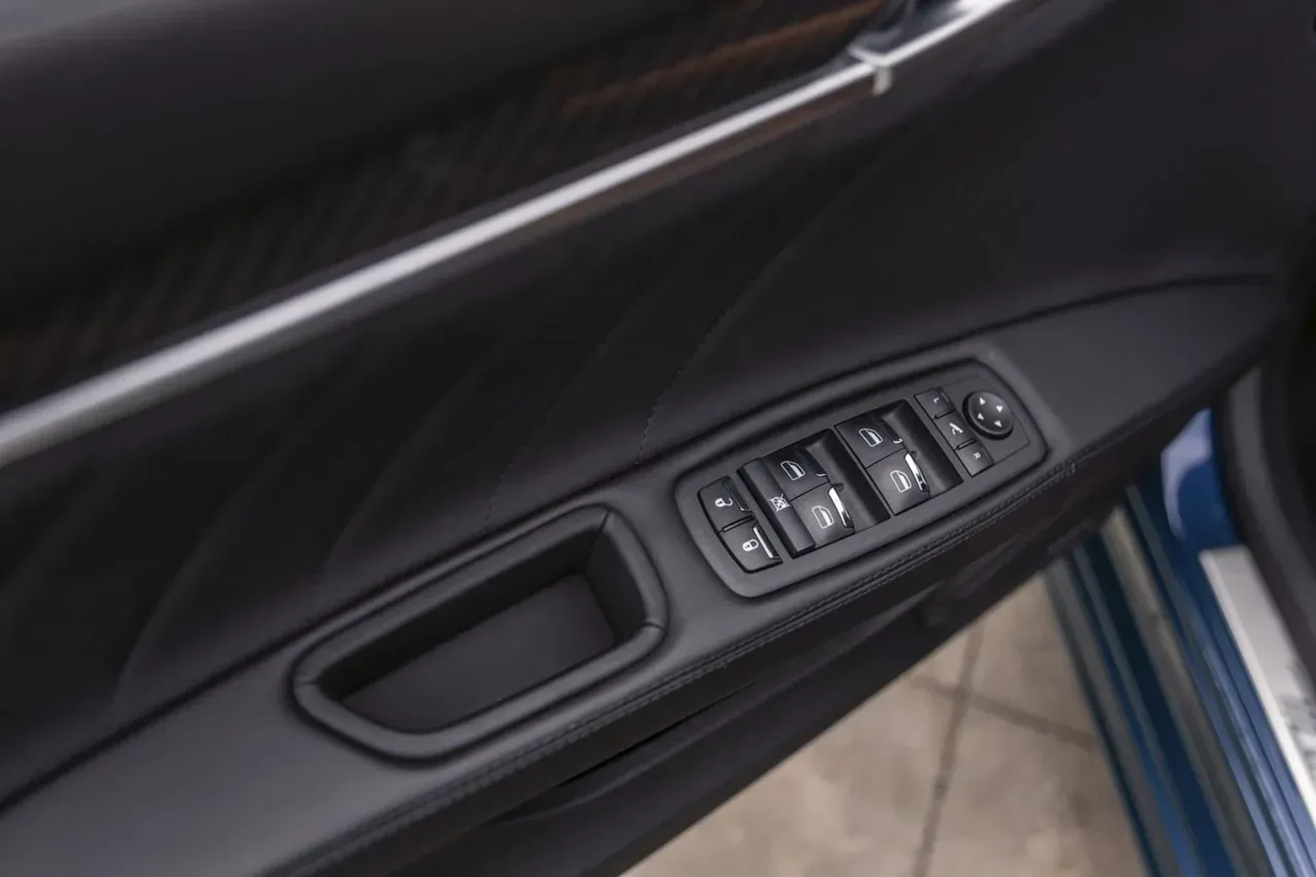 mph043_644417187_f1e6d0d4fa7241c095a18bcd6f55deb4_f80c46d809