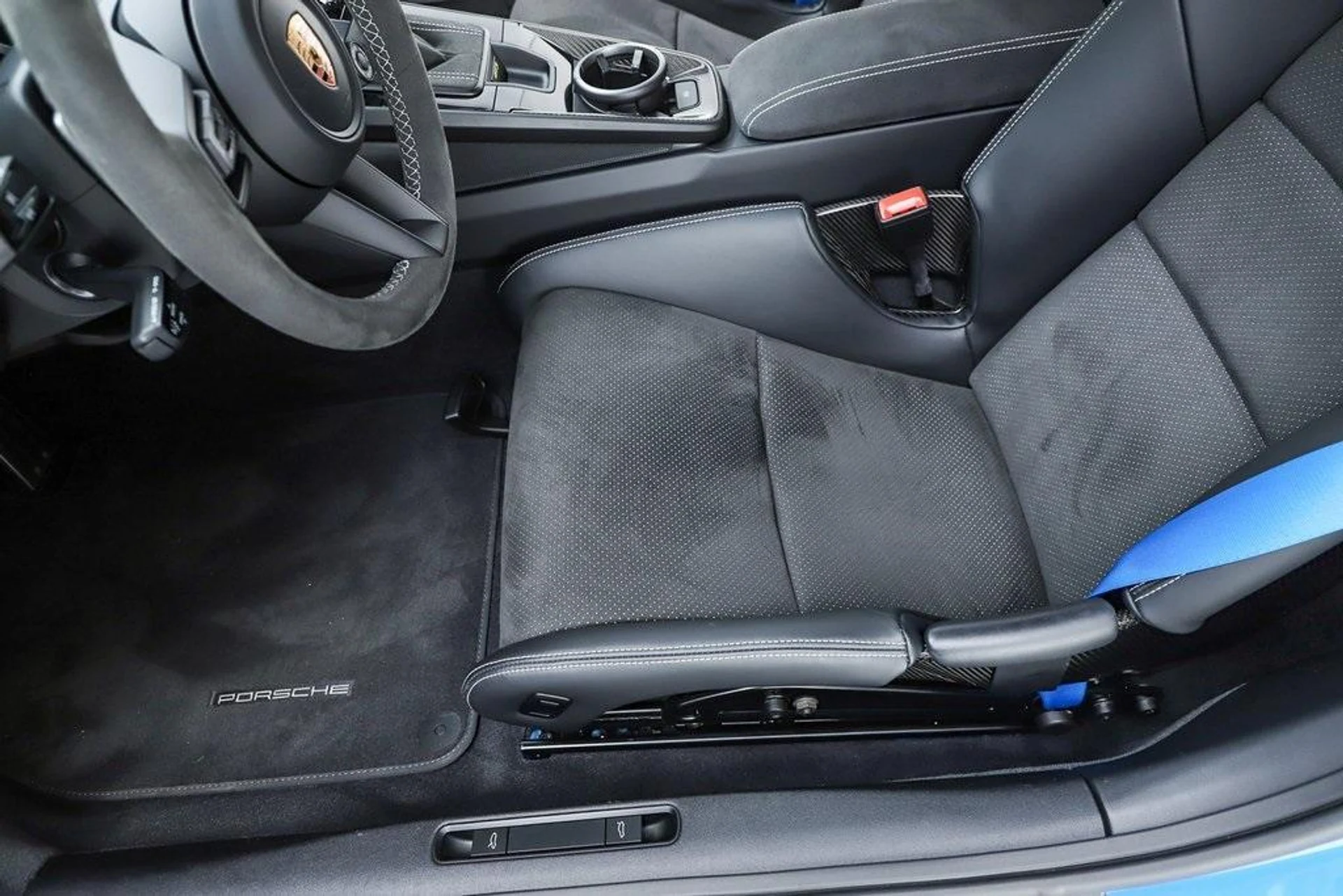 mph043_644808743_Y_Hi_Tf_GM_Urq2_YV_11_J_Dk_Pva_Sif_Rn_Y_0755267d6c