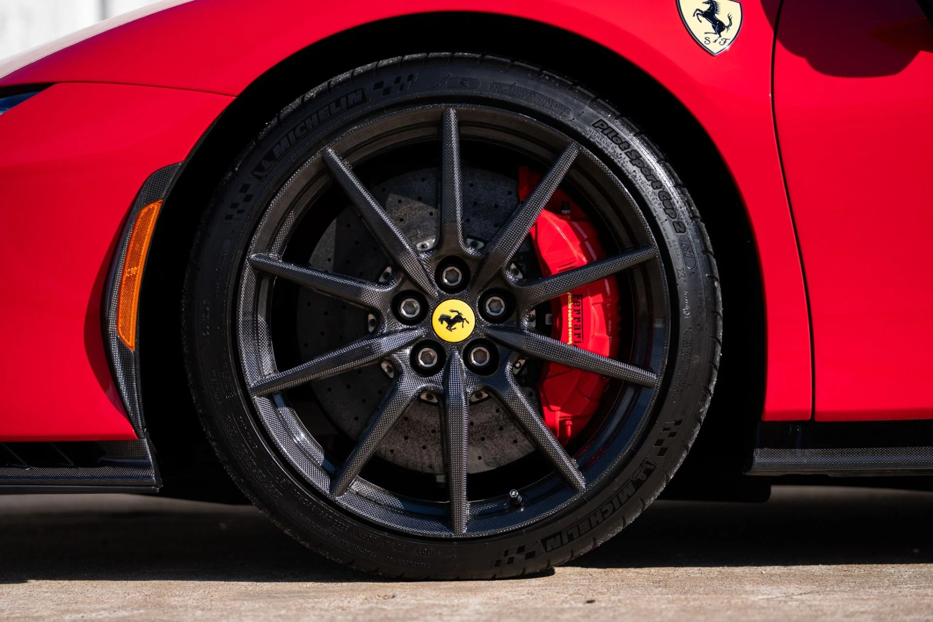 mph043_654021471_Used_2023_Ferrari_SF_90_Stradale_1764710816_03897f7fc5