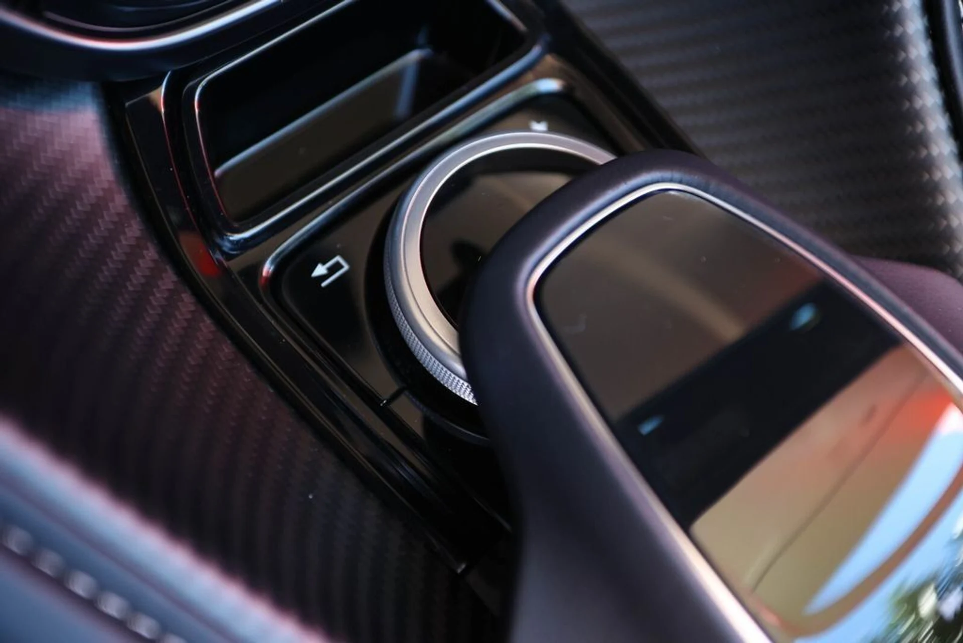 mph043_666406956_cbe3144d8e790b9832729a17b82e09aa_0c8428751f