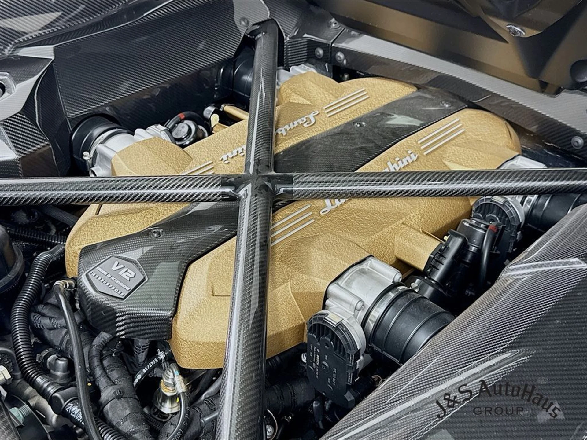 mph043_667628658_65uizobgz40bl3ubhrg61ccyv4z5_5aa7bf6a45