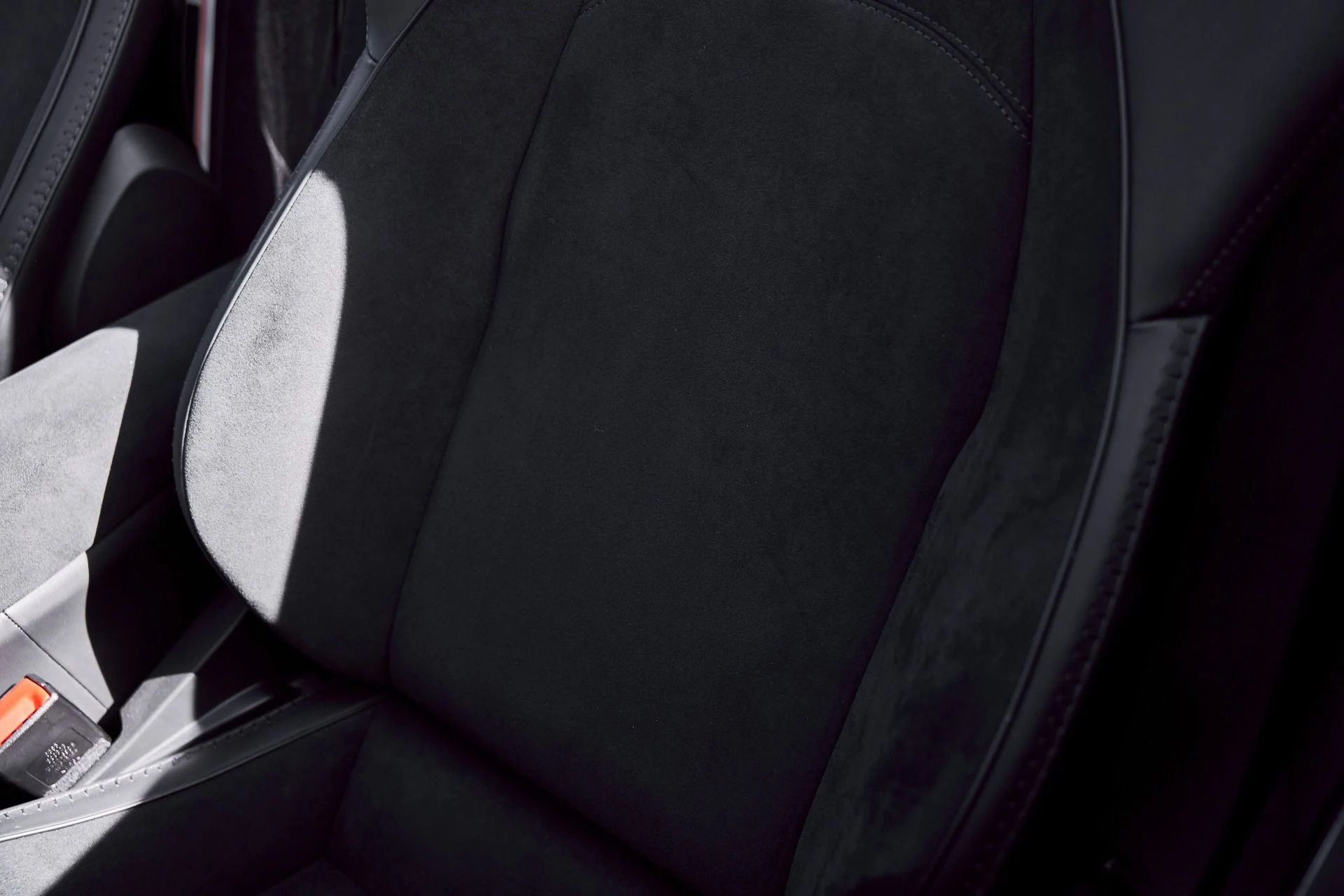 mph043_668828577_Used_2025_Mc_Laren_Artura_Performance_1772246922_01a707c3b5