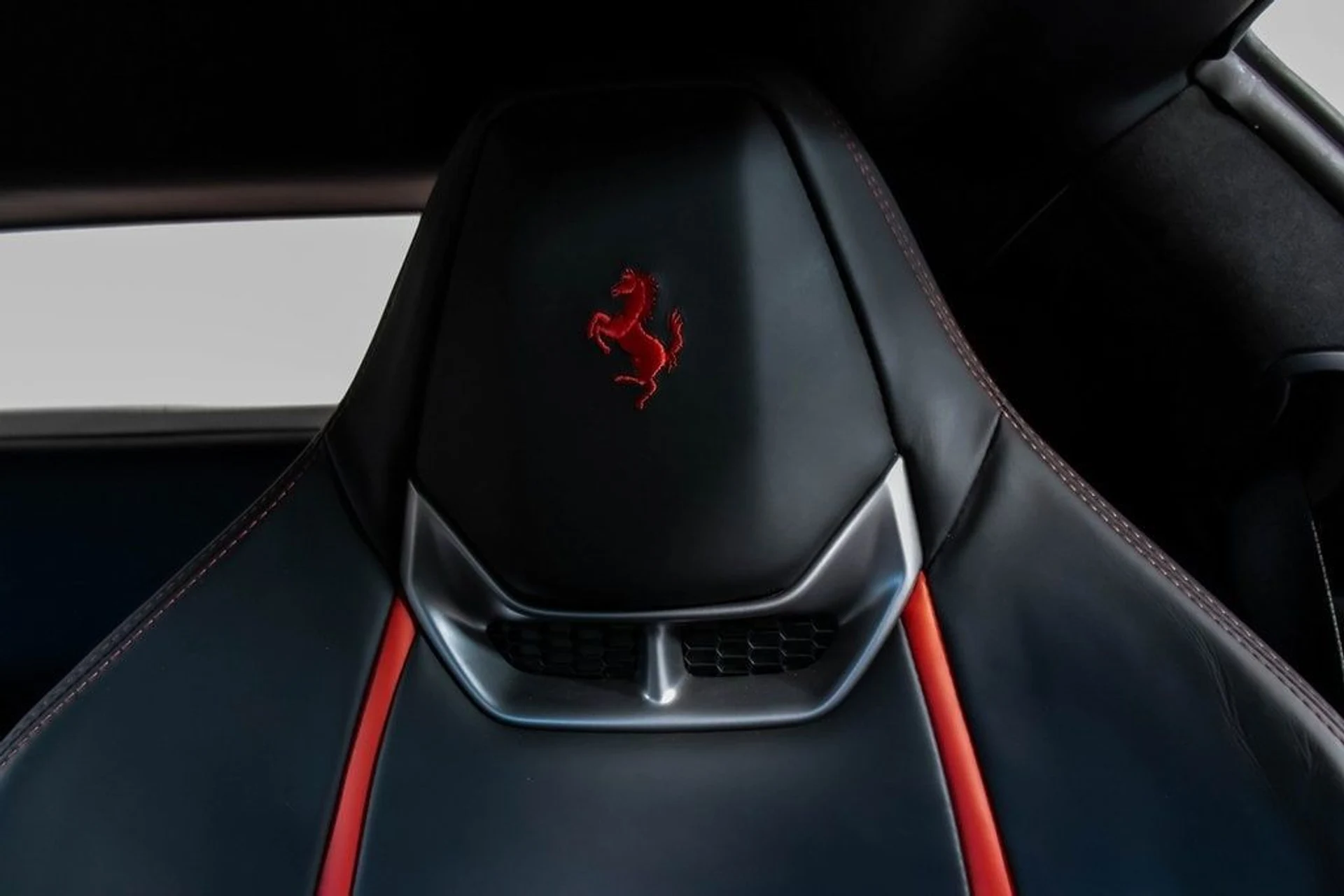 mph043_682561035_9a97a39ae76d683461e4d65eb3574edcx_a2d6bcbf8f