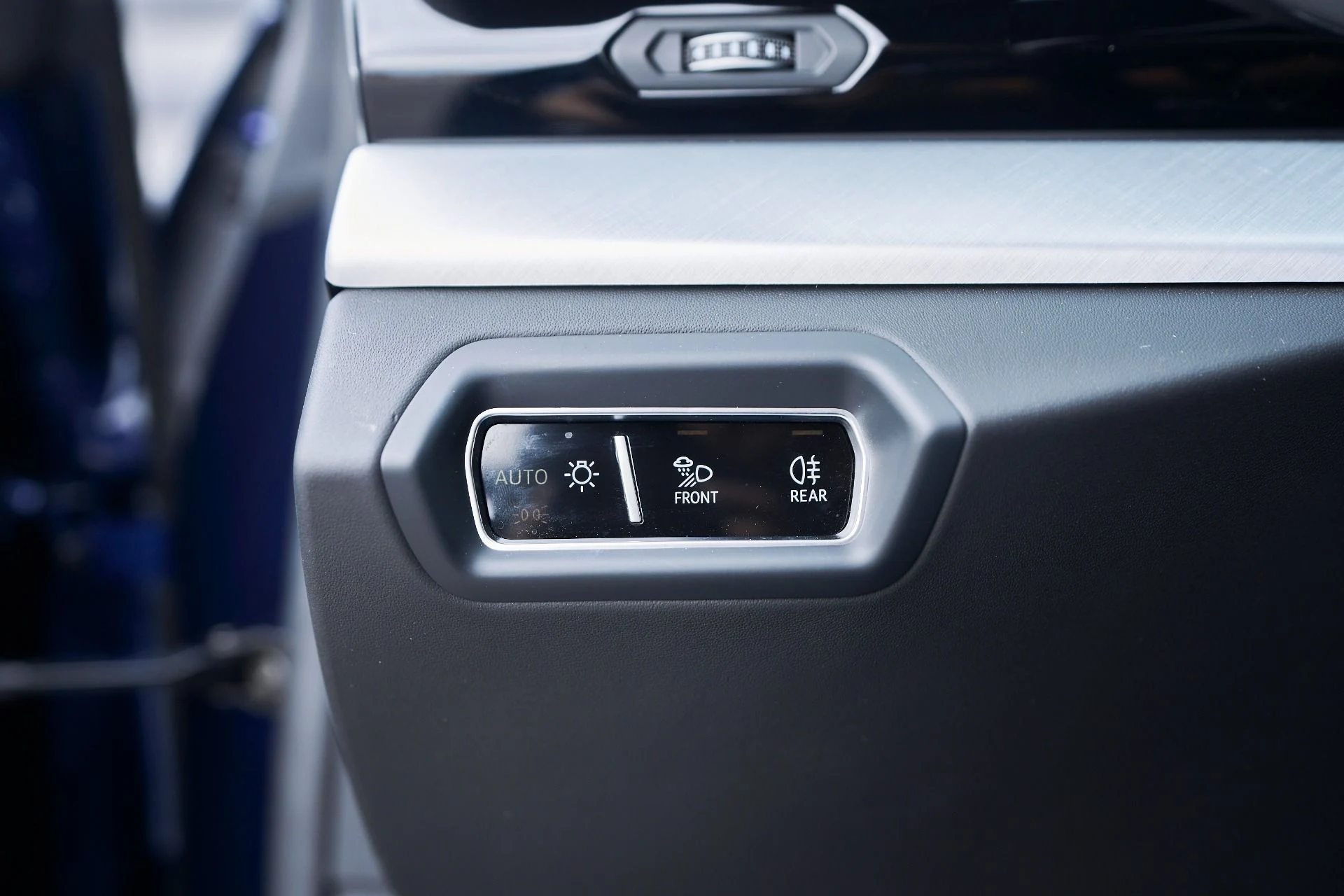 mph043_690887657_Used_2021_Lamborghini_Urus_1763157104_7b972358c7