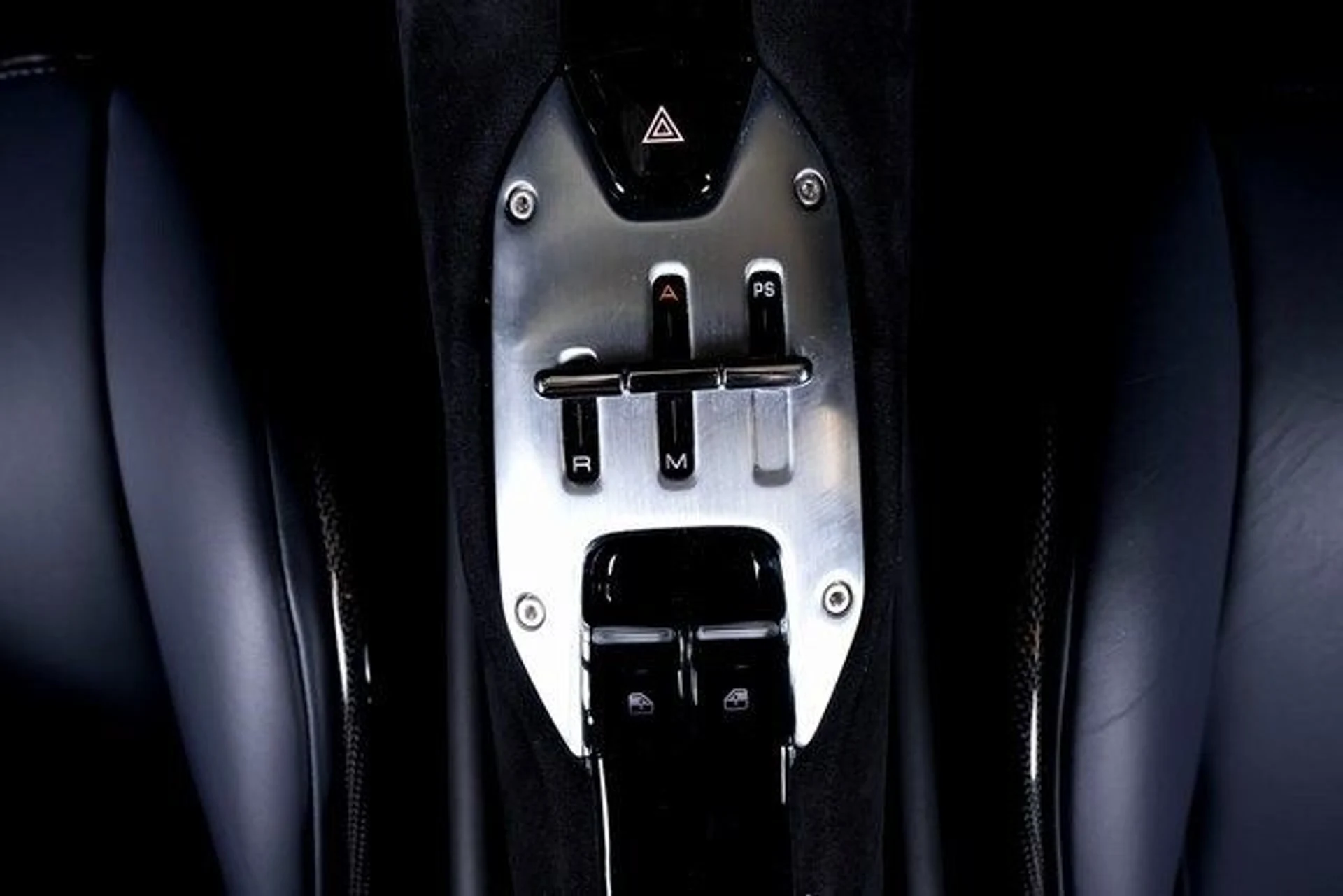 mph043_713534832_dc641c1ff69f3c1e7475f6eb105a458dx_55aa31bde2