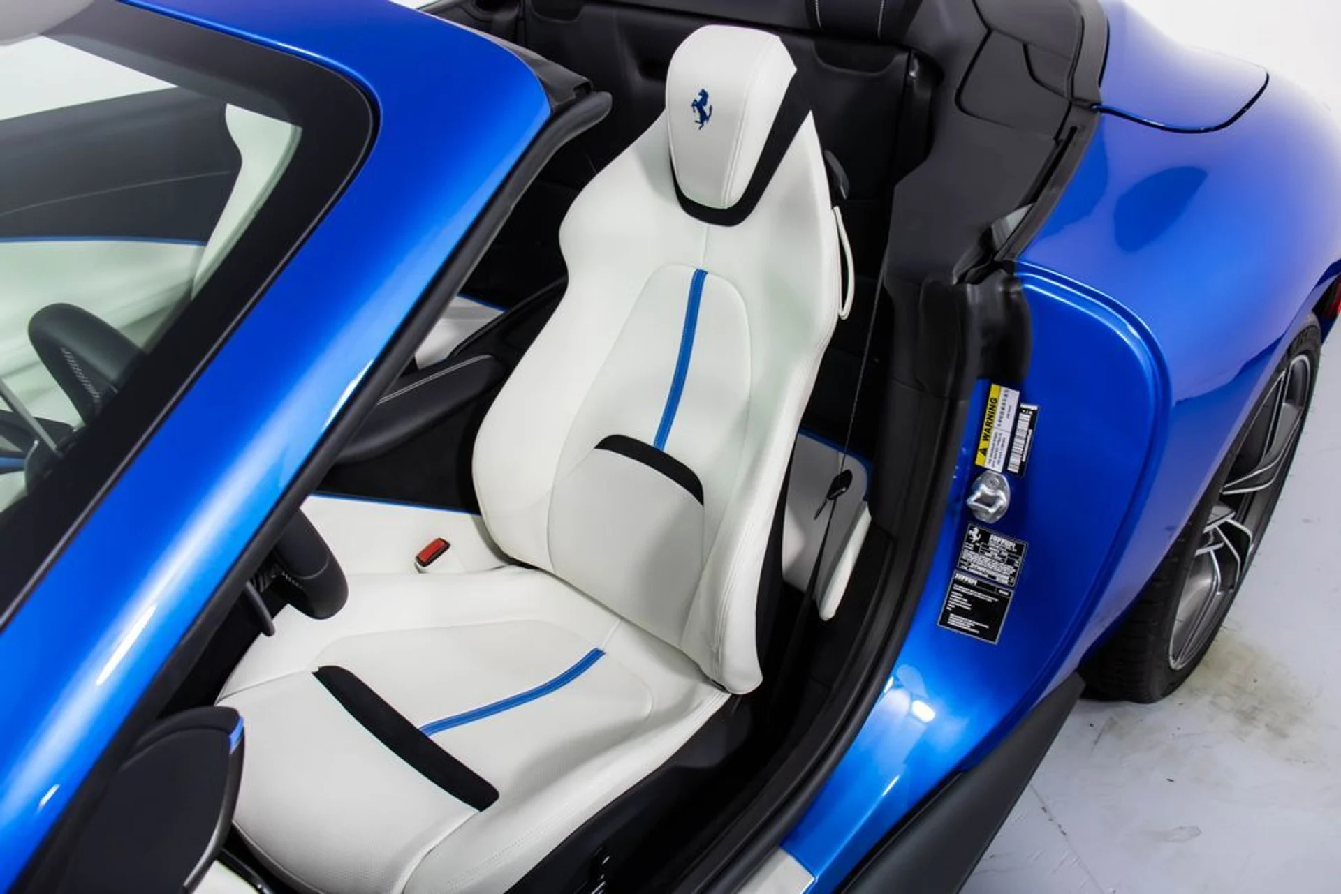 mph043_718555908_eeb12cd5c357d1341bbd10d4556ec8a2x_51b6a17e80