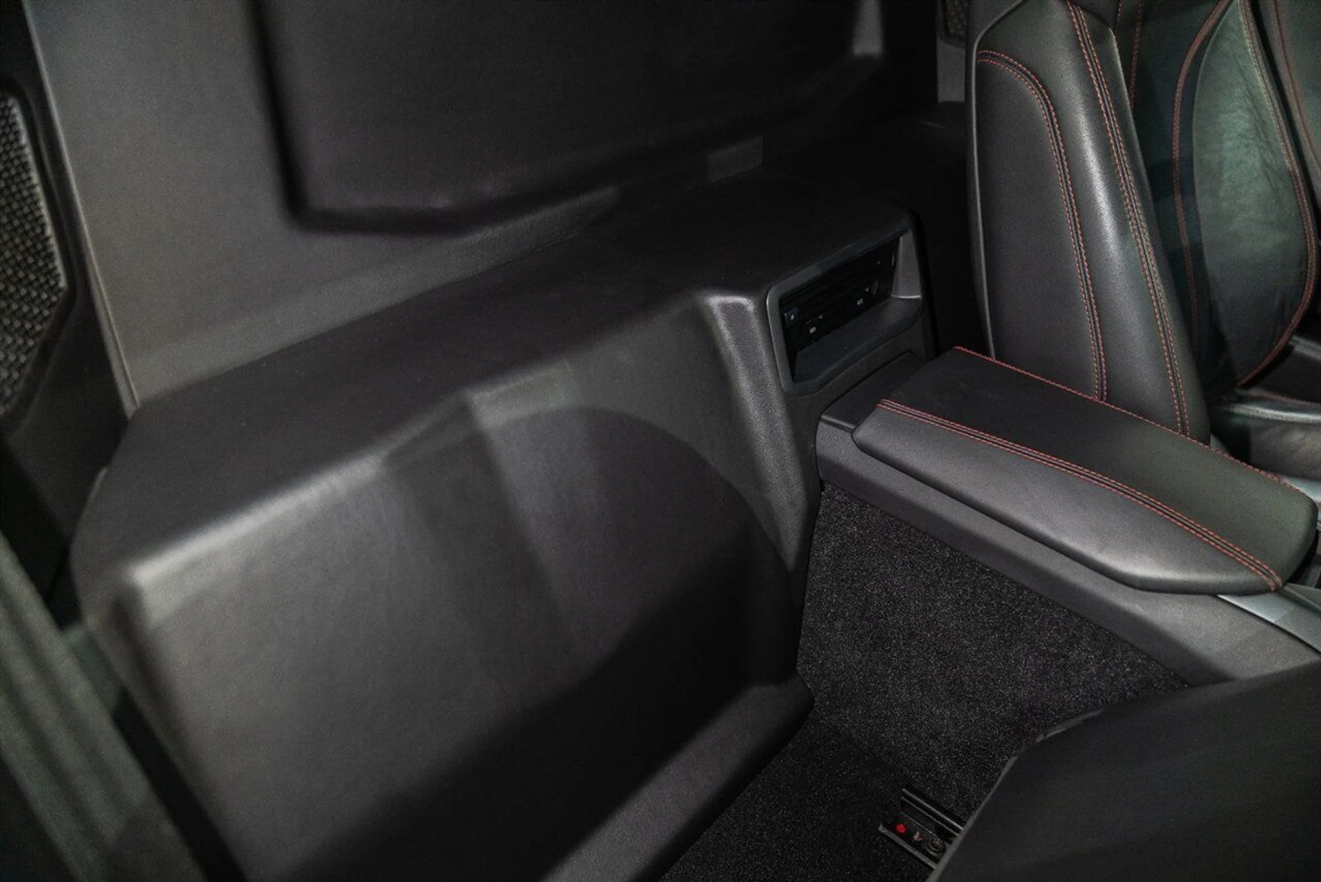 mph043_728966004_366b810d7d_1280_e5af906abc