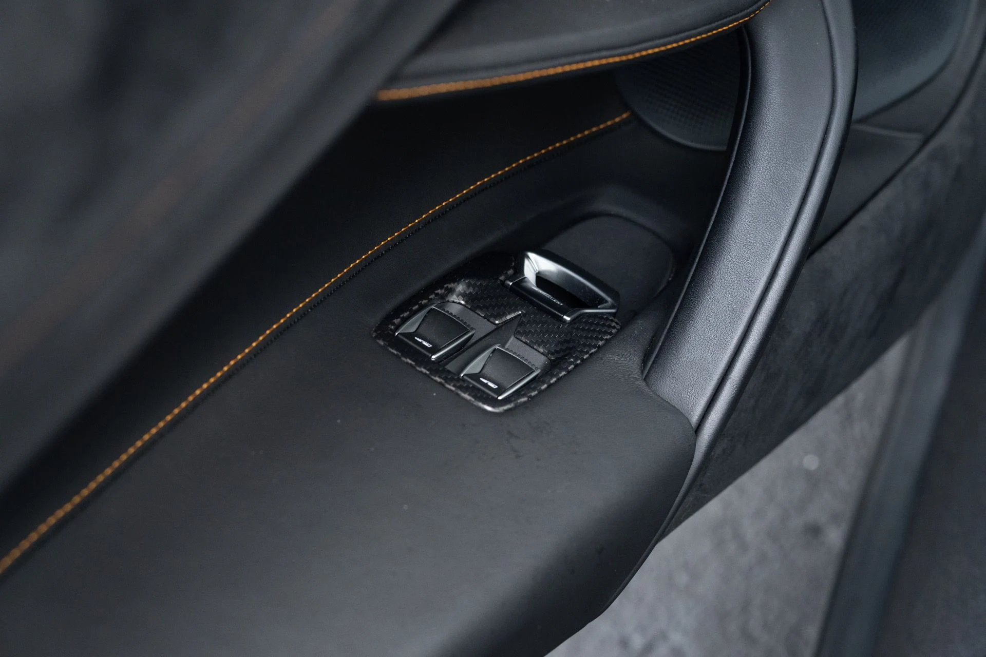 mph043_730456693_Used_2022_Mc_Laren_720_S_Spider_Performance_1776703279_da4291741b