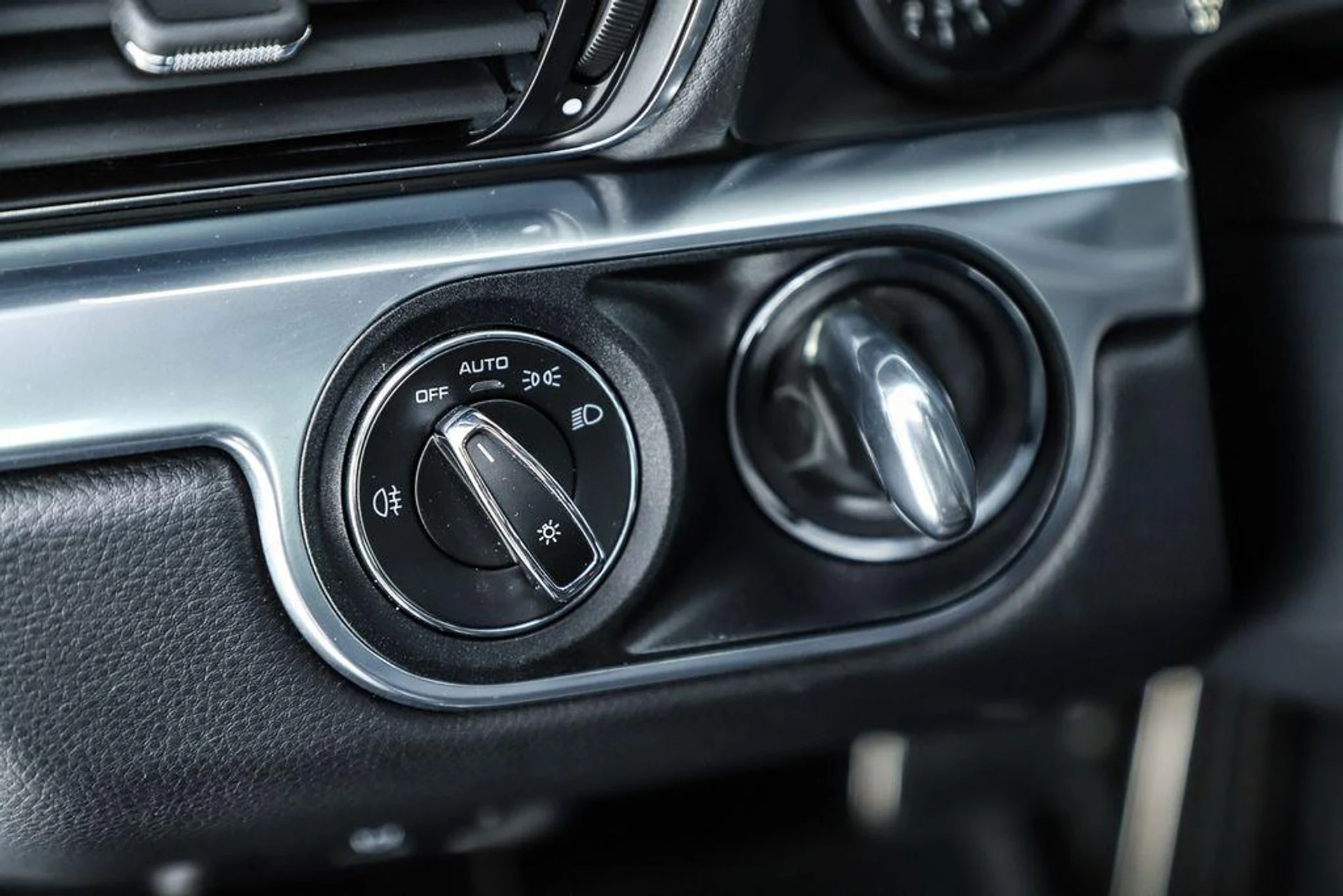 mph043_742457848_f_FQXKJX_Y0_Ae_Vwlzlq1_Q_Le_d3_8_26d38fe481