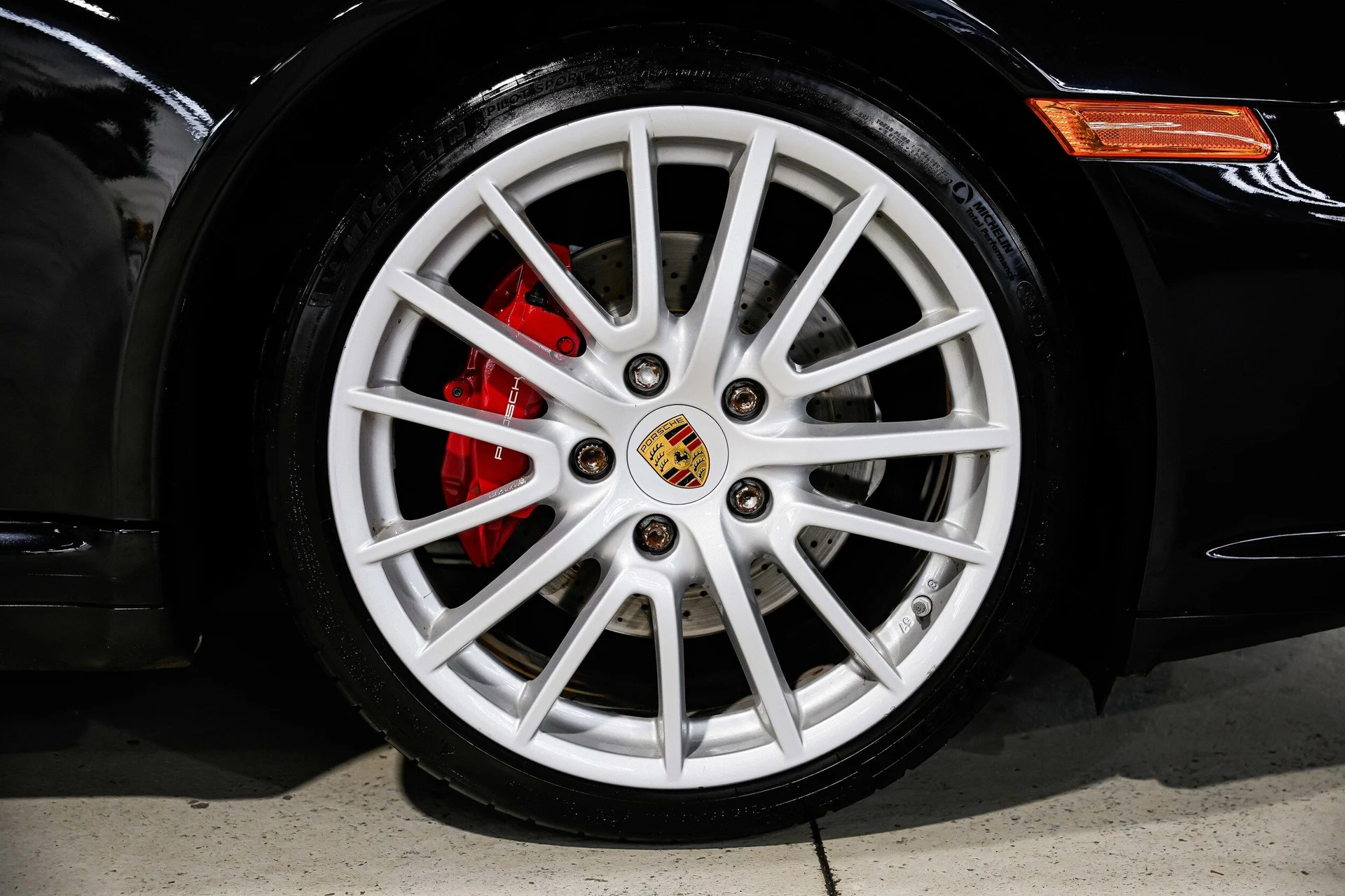 mph043_766497381_1a9692ac0874fbc10e8b2be135b81c90x_9ef73bcf12