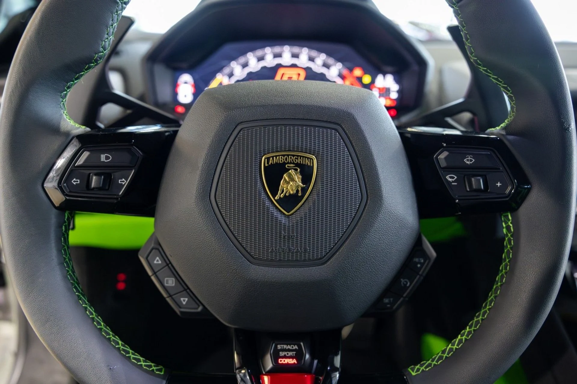 mph043_776207522_kw_2f7aa53f2a