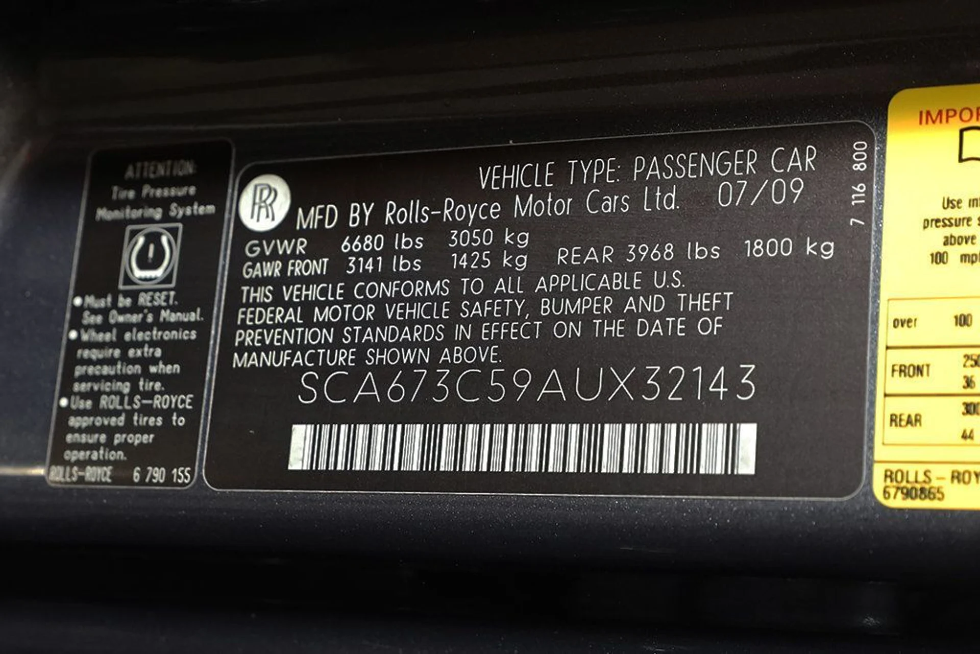 mph043_797429553_used_2010_rolls_royce_phantom_coupe_2drcoupe_9689_23022670_44_1024_0d289d5513