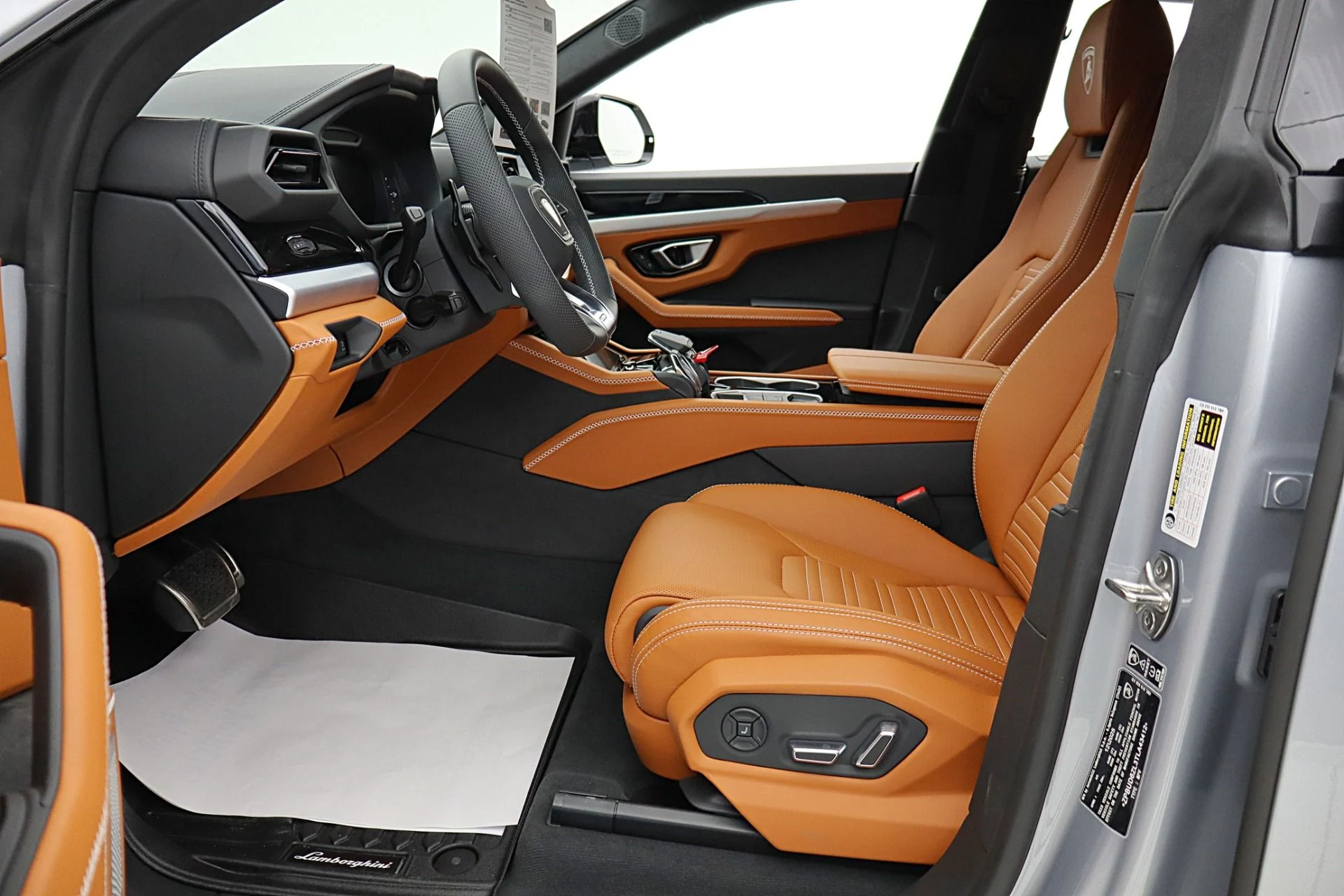 mph043_807704758_Used_2026_Lamborghini_Urus_SELEASE_OPTIONS_AVAILABLE_686ed21283