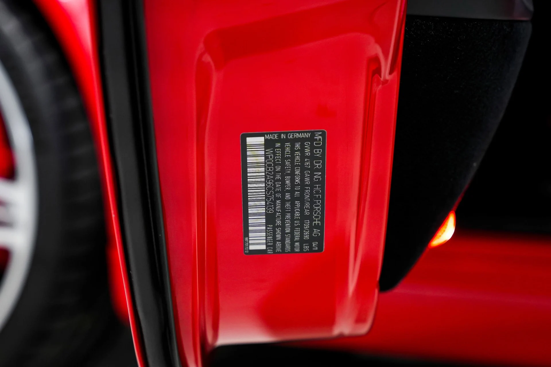 mph043_813080933_8004c14111eaf193645c678922b00f27x_4c02b42351