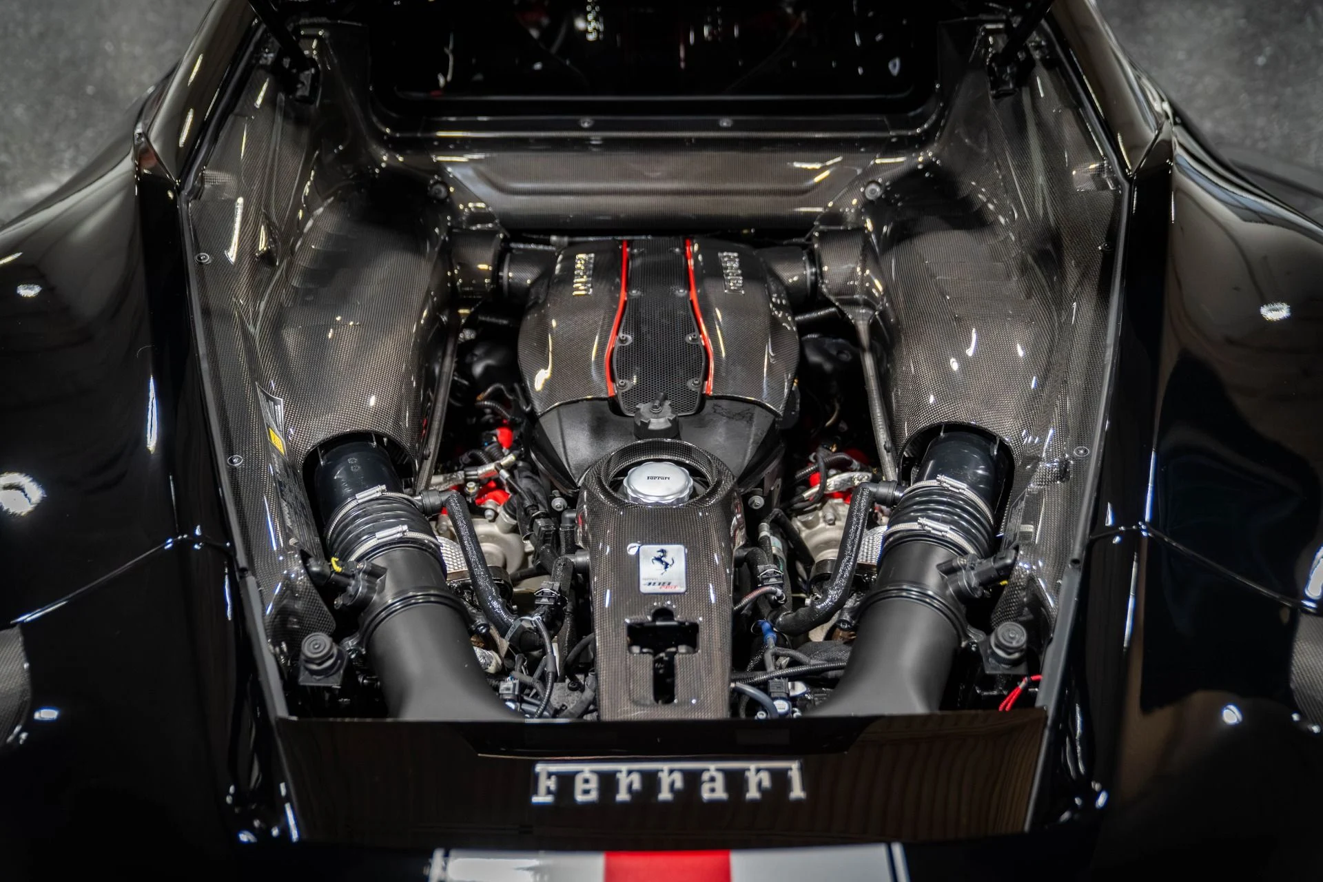 mph043_825242837_Used_2020_Ferrari_488_Pista_1767389957_d2b484b46f