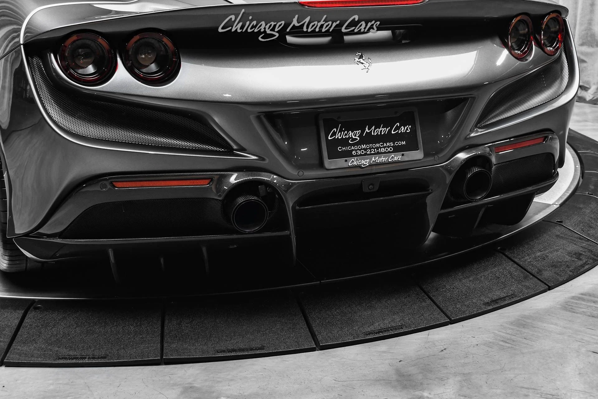 mph043_849795025_13209_p44_l_7589676406