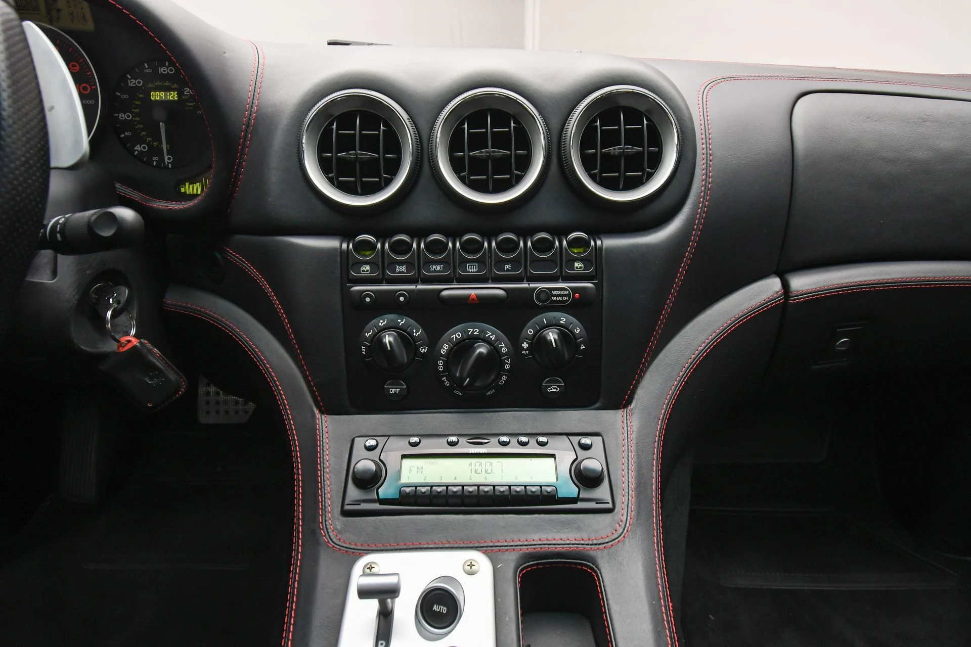 mph043_865386351_e9a506814b4542668dcb86ea32799e7f_36e2e40050