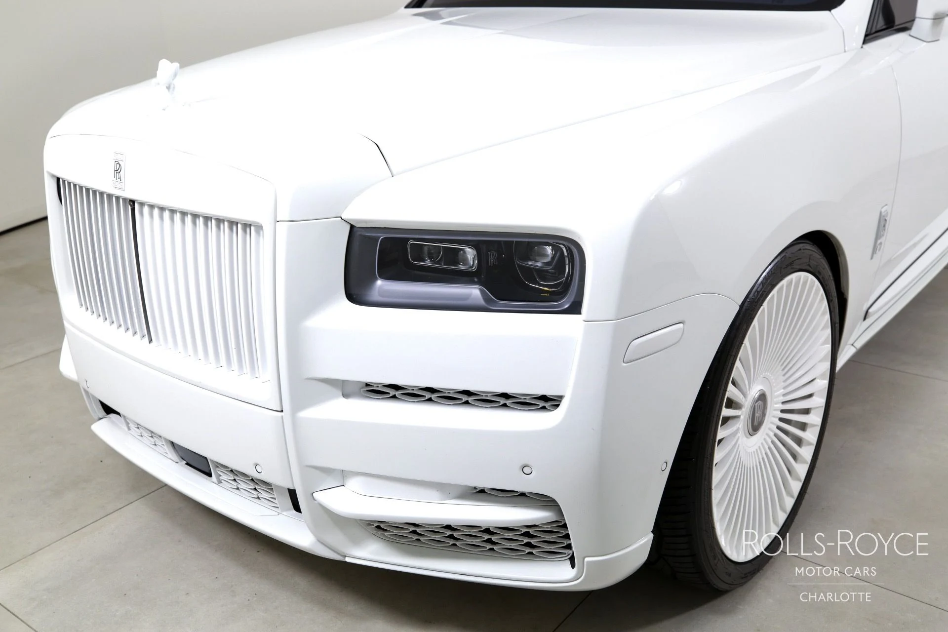 mph043_86653467_Used_2021_Rolls_Royce_Cullinan_1754591602_0292bfaf3e