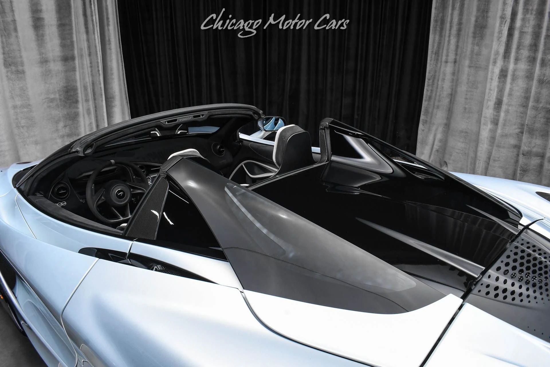 mph043_869777537_11177_p44_l_534054d1de