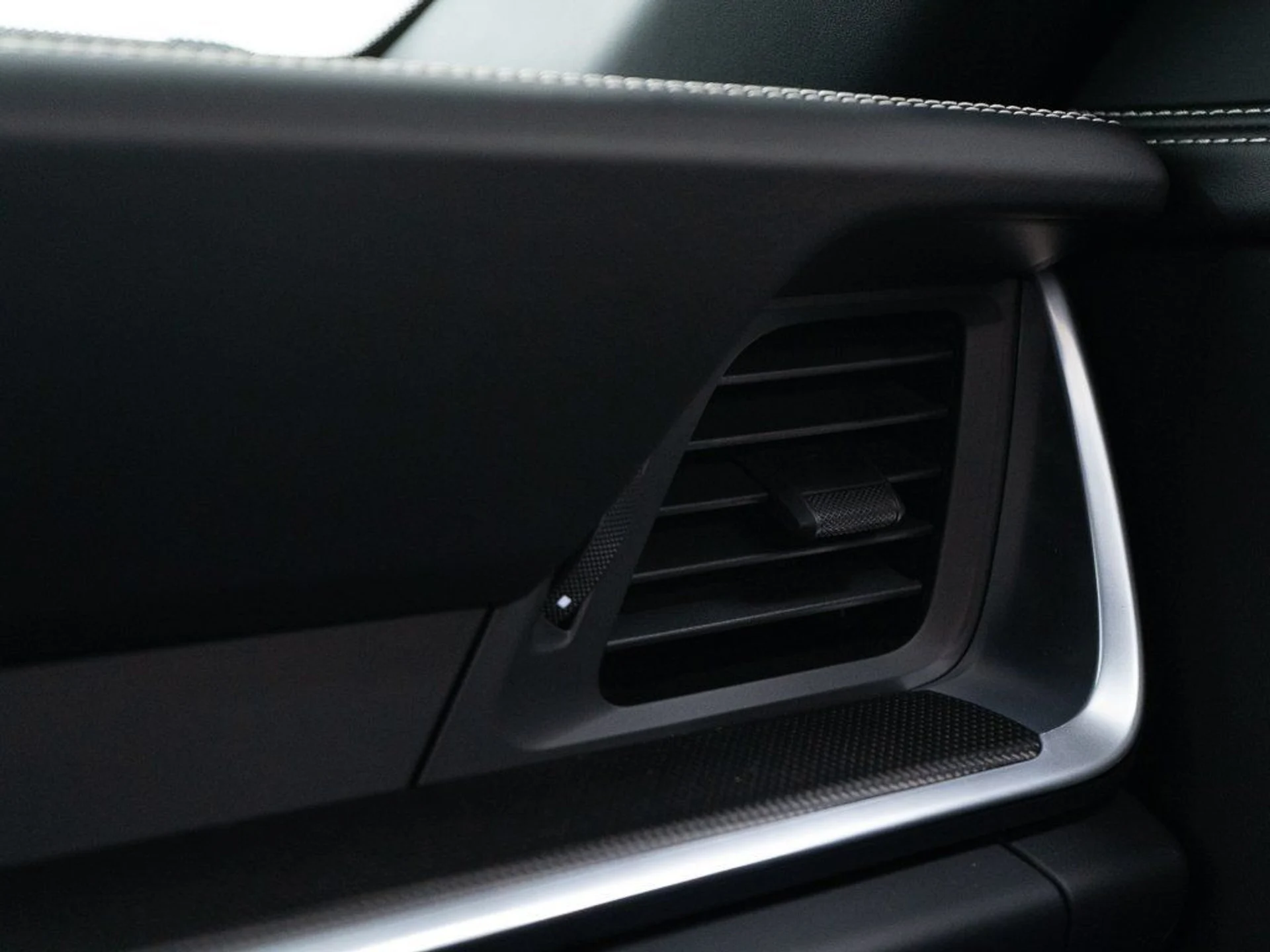 mph043_875011272_9cc60d707a870165e40420548d13a106_74721382f1