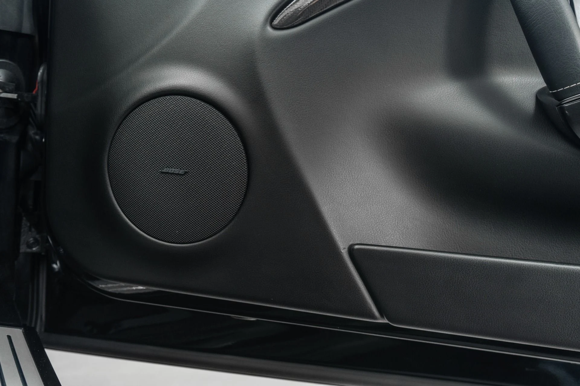 mph043_880926086_Used_2014_Maserati_Gran_Turismo_Convertible_MC_Special_Order_Paint_Sport_Exhaust_1776271961_8b87cabc36